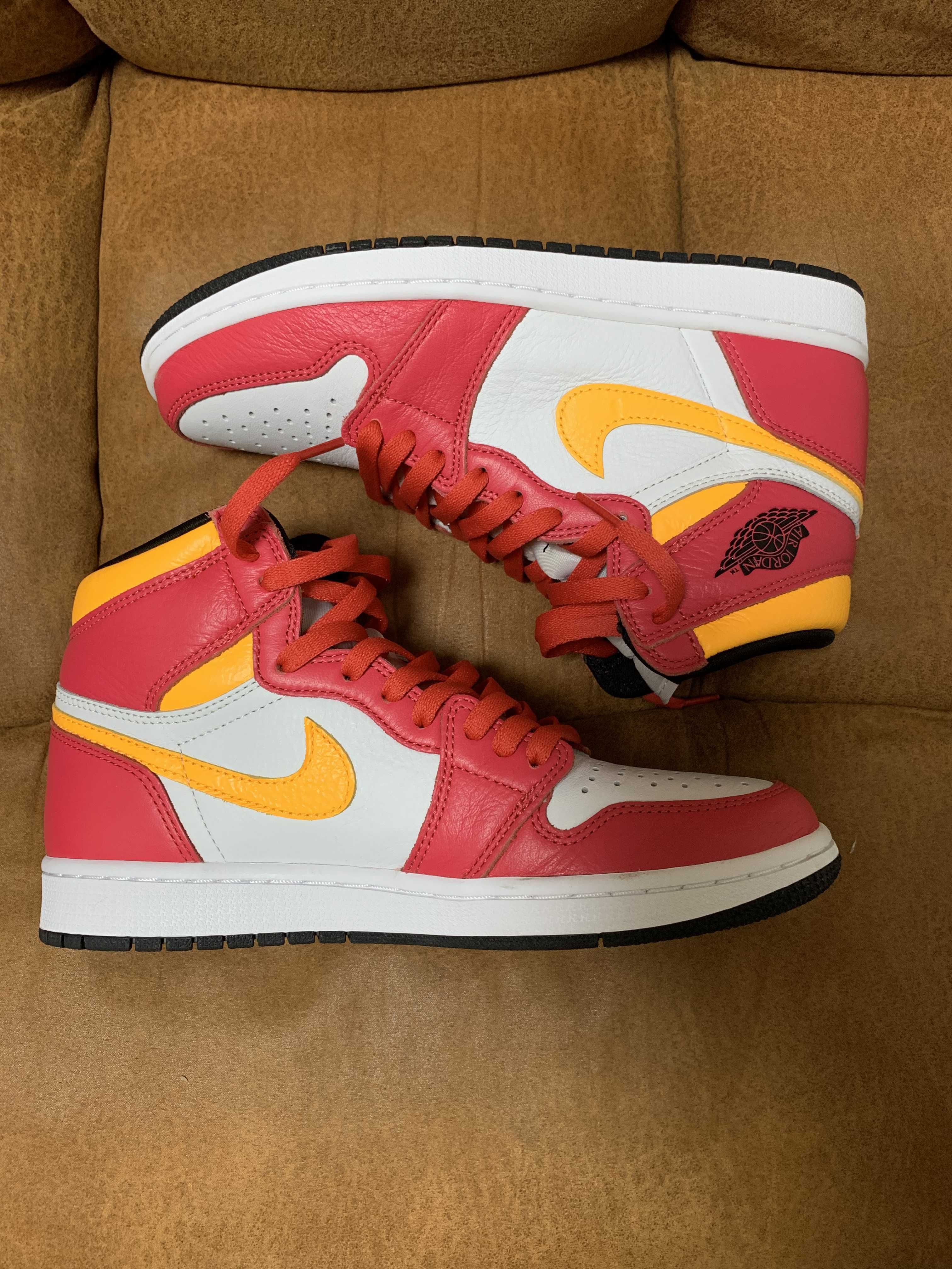 Nike Air Jordan 1 High OG "Light Fusion Red"