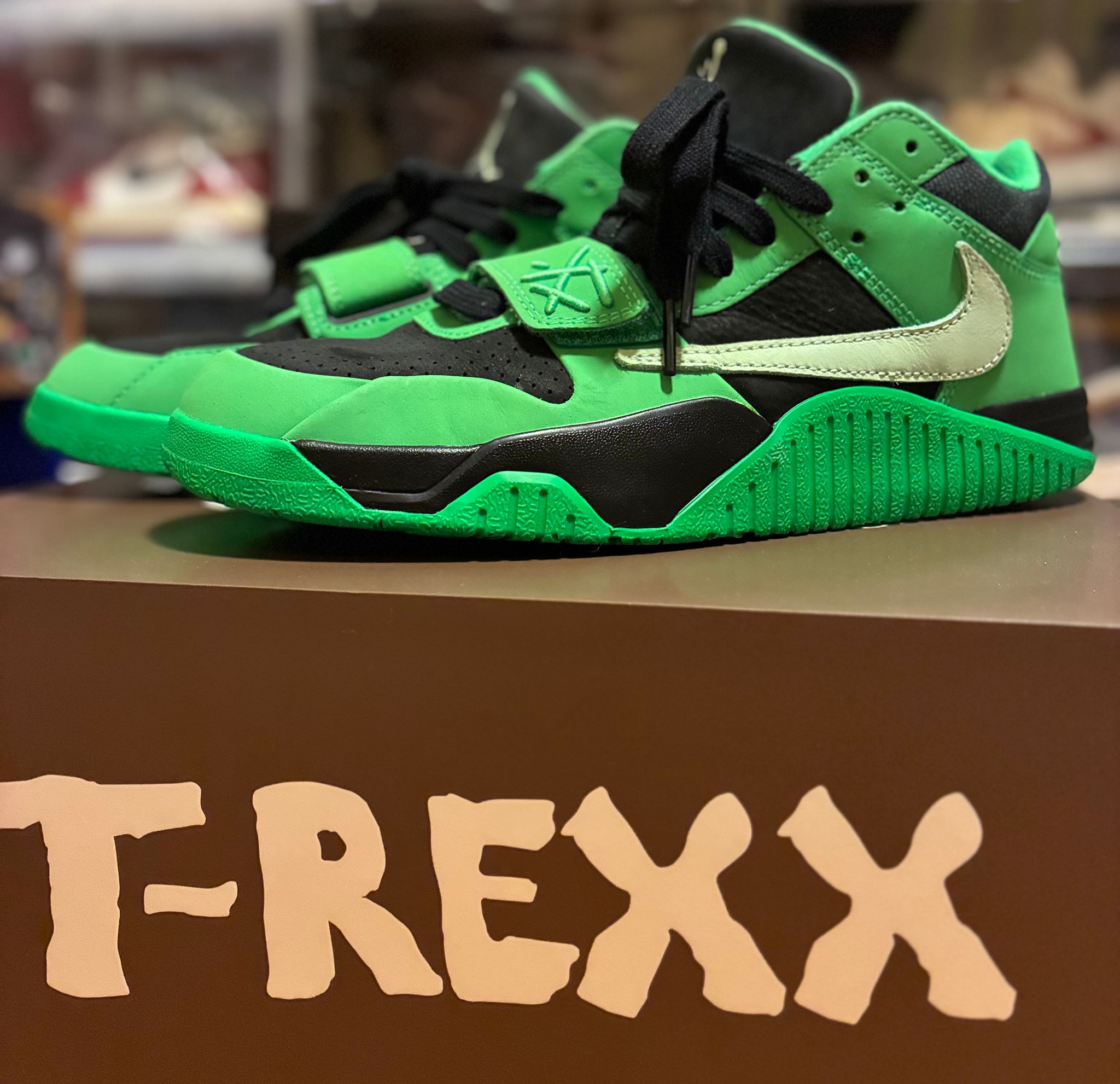 Travis Scott × Nike Jordan Jumpman Jack CJ1 T-Rexx "Green Spark"