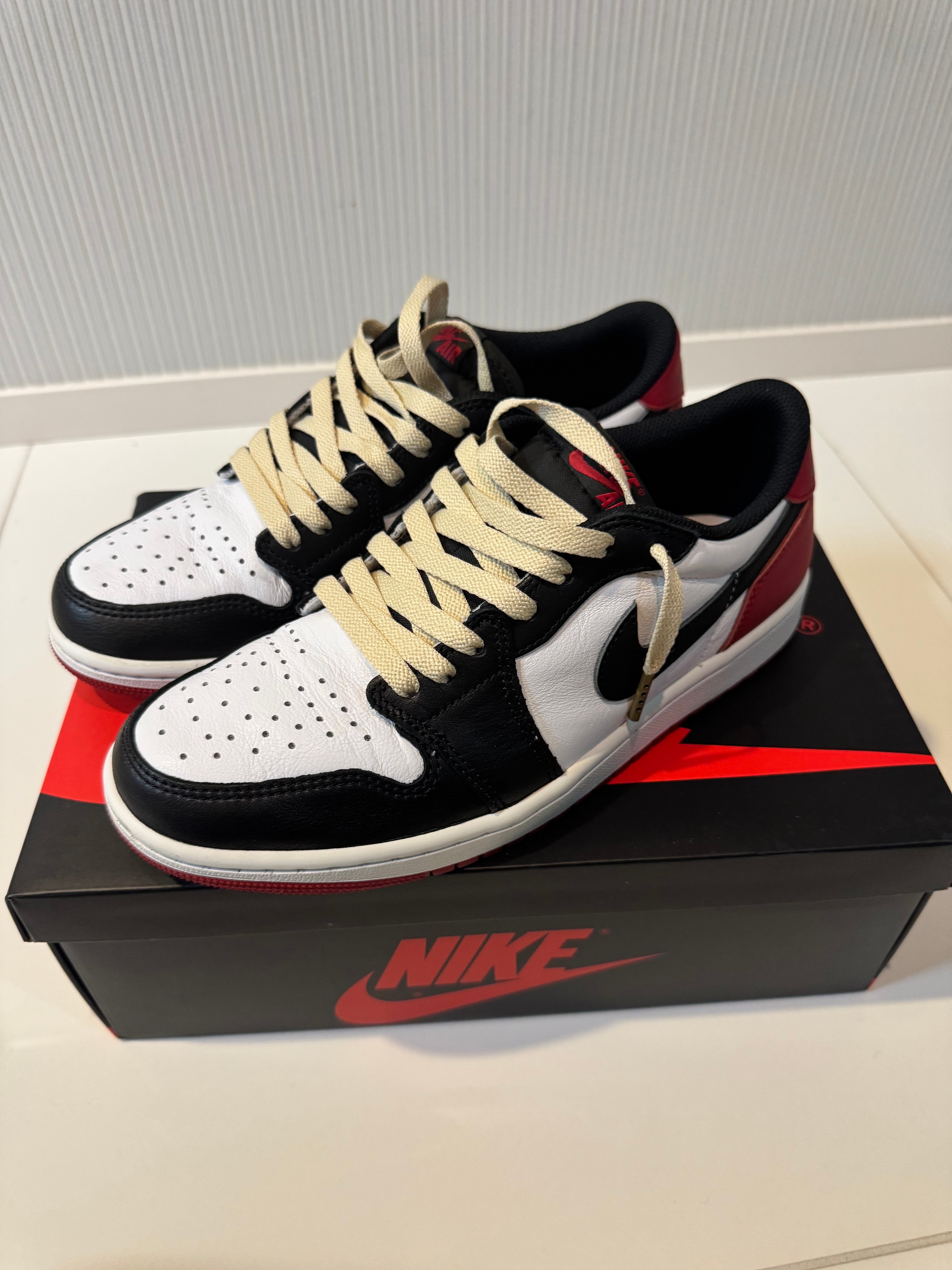 Nike Air Jordan 1 Retro Low OG "Black Toe"