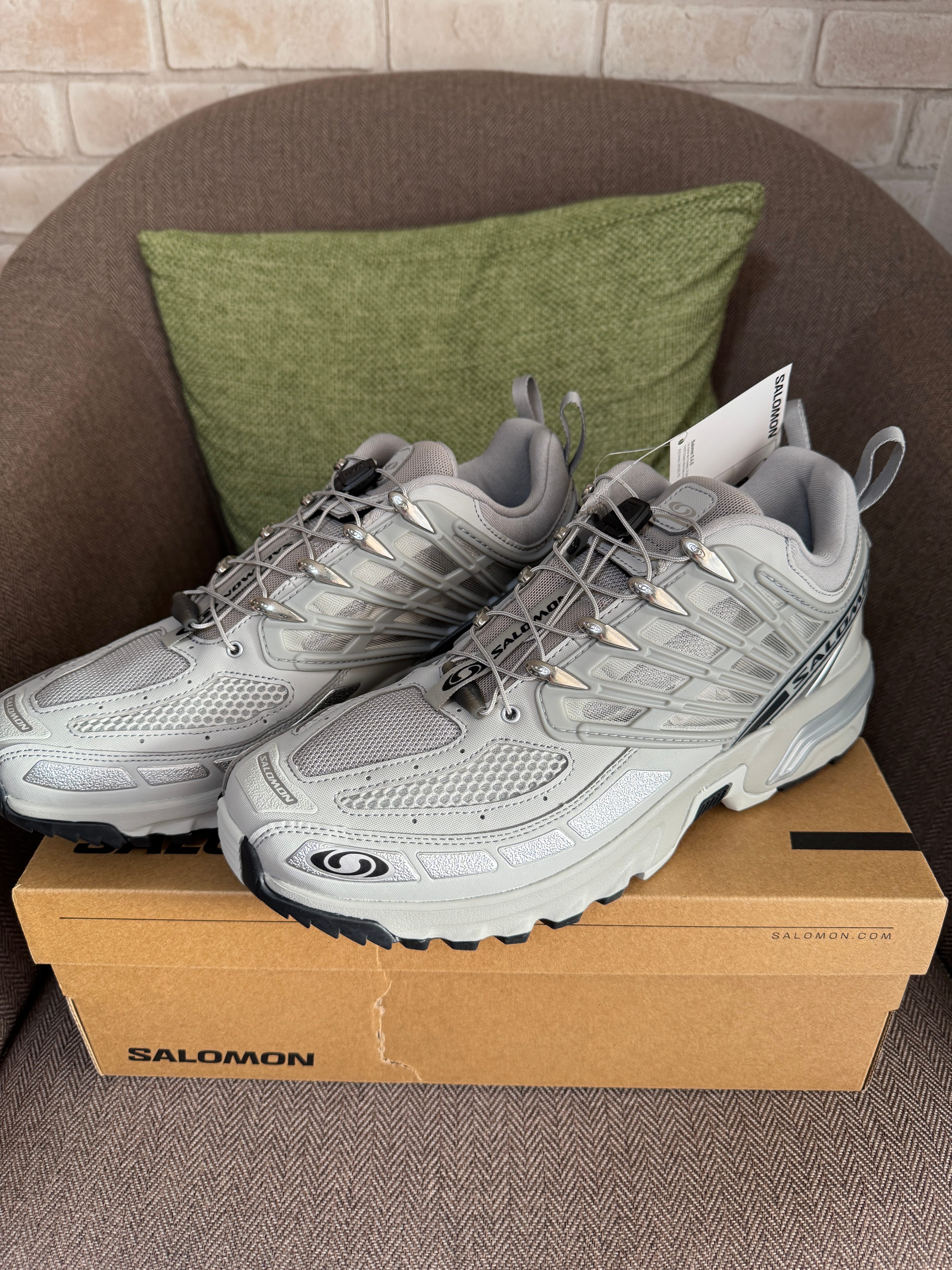 サロモン ACS プロ "メタル/ゴーストグレー/シルバーメタリック"