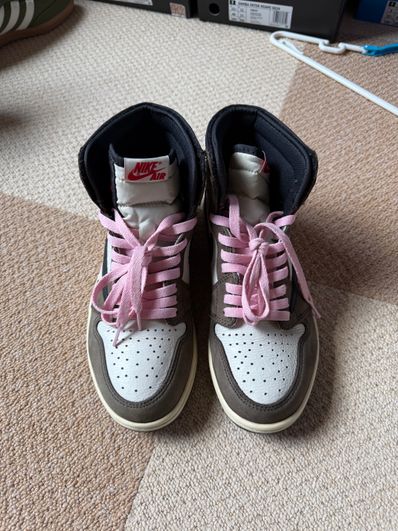 Travis Scott × Nike Air Jordan 1 Retro High OG TS SP "Sail/Dark Mocha"