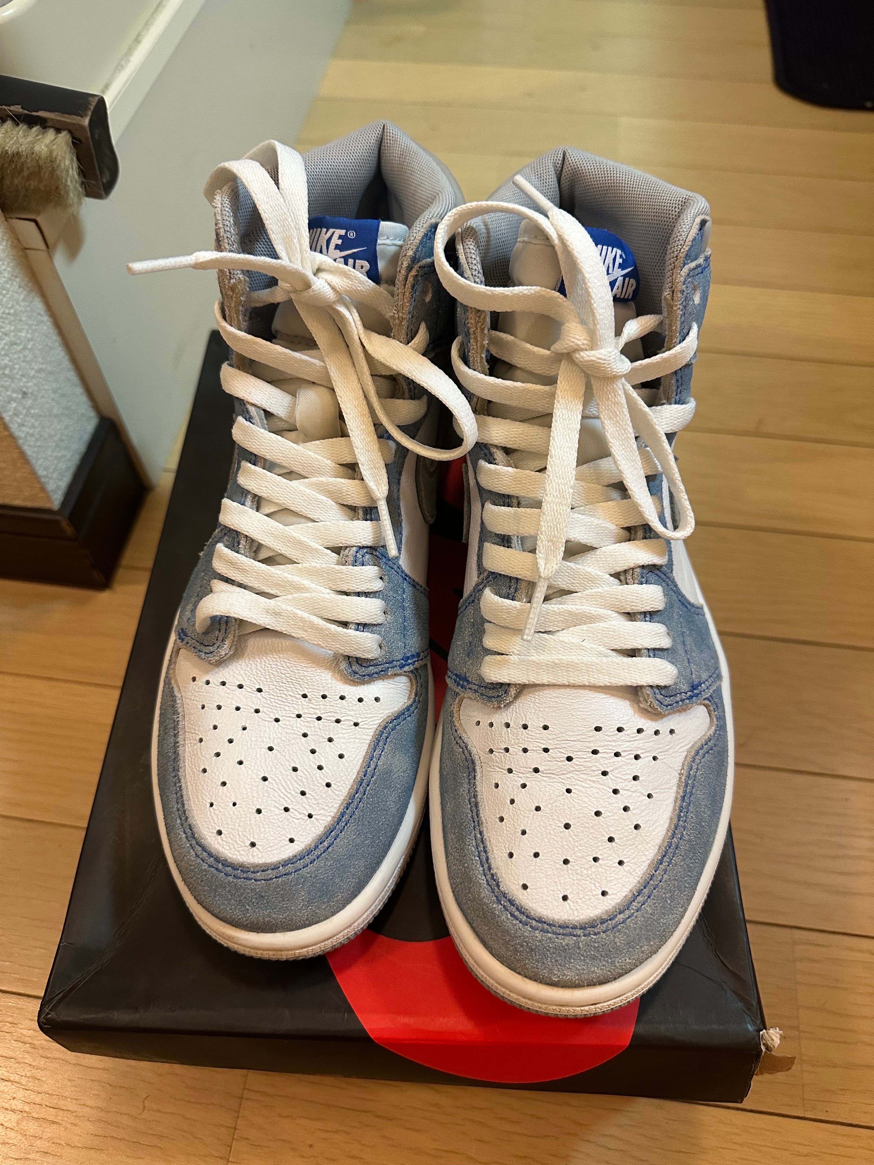 Nike Air Jordan 1 High OG "Hyper Royal"