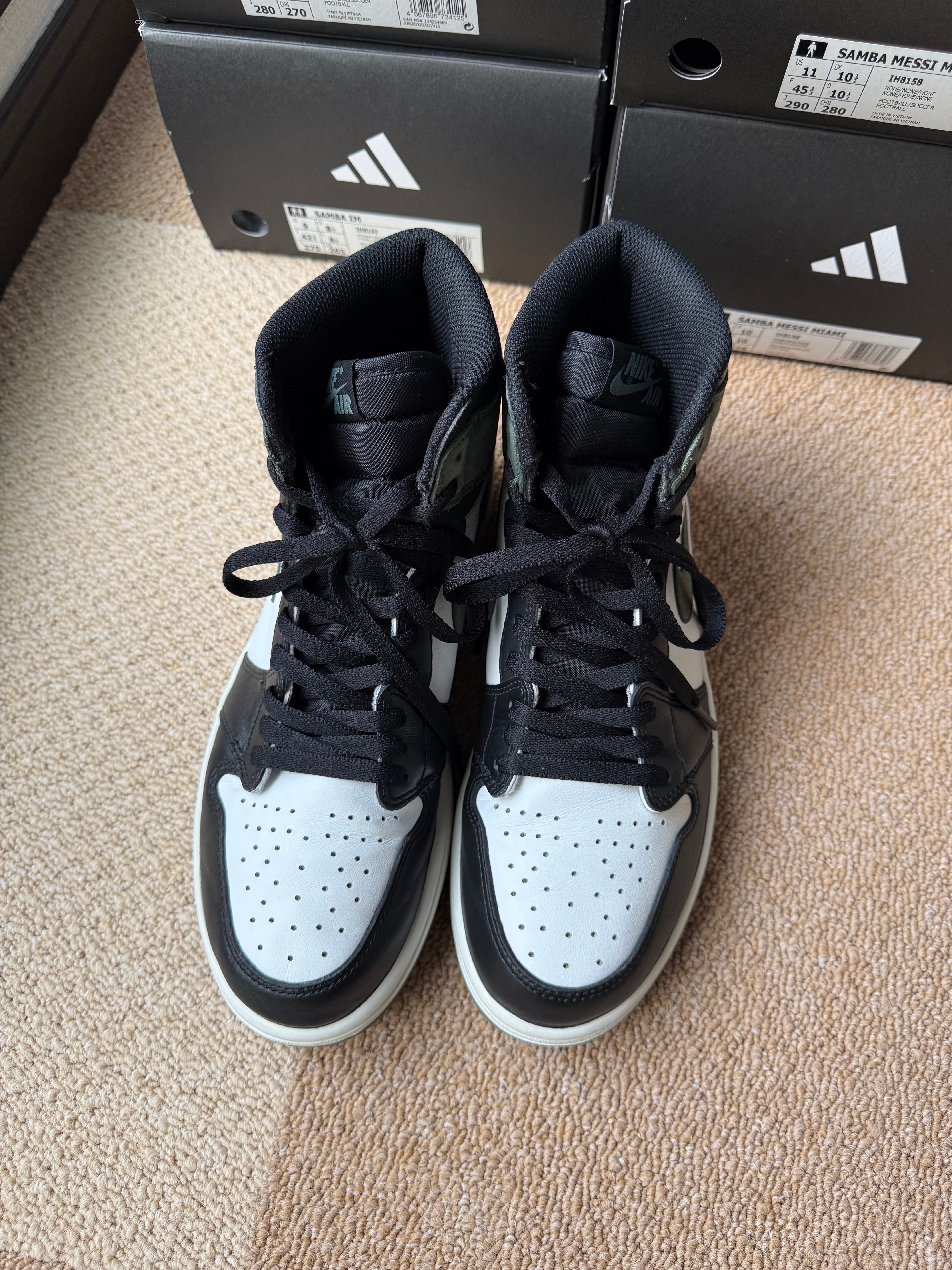 Nike Air Jordan 1 Retro High "Clay Green"