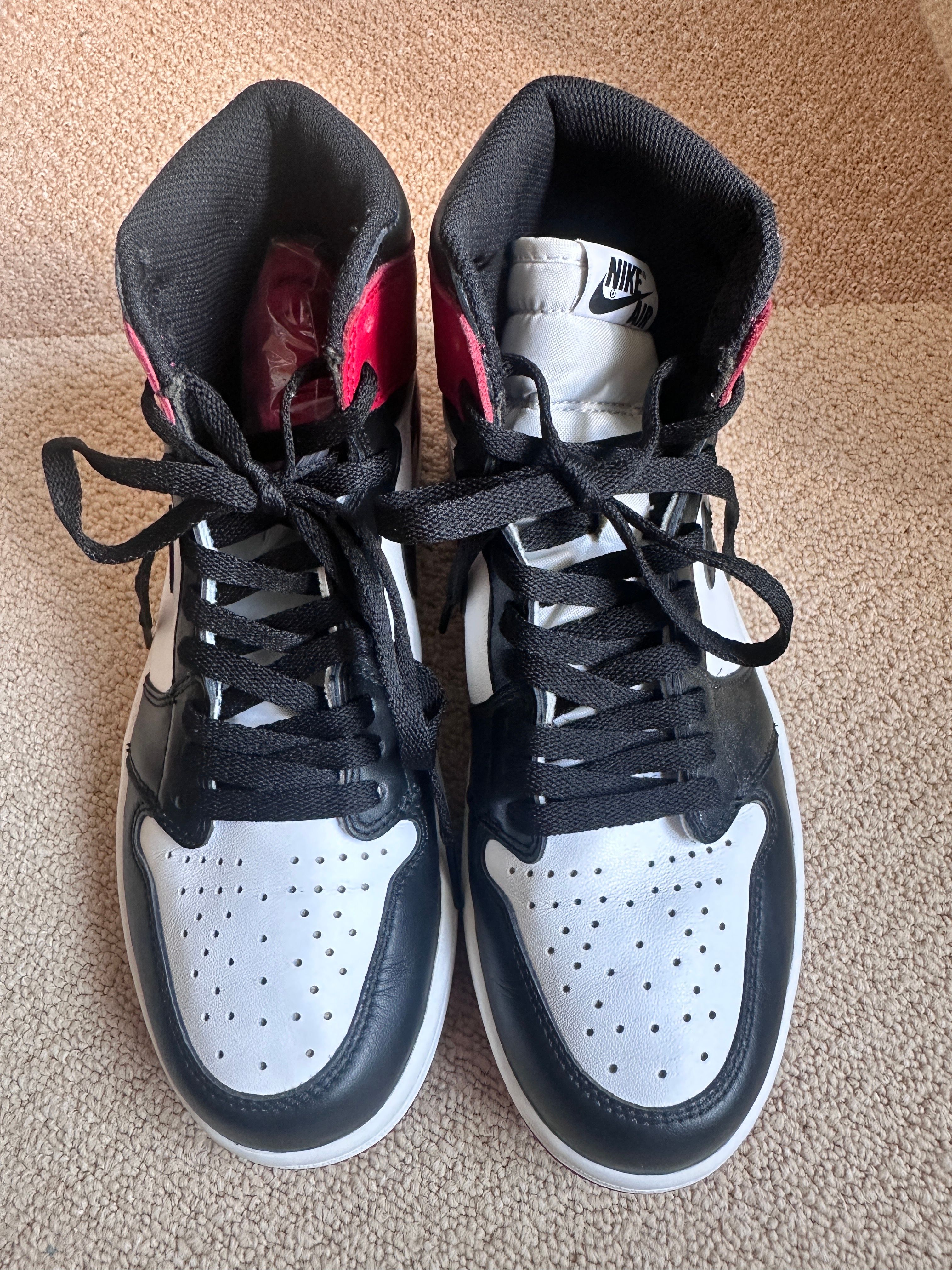 Nike Air Jordan 1 Retro High OG "Black Toe"(2016)