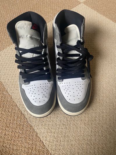Nike Air Jordan 1 Retro High OG "Black and Smoke Grey"