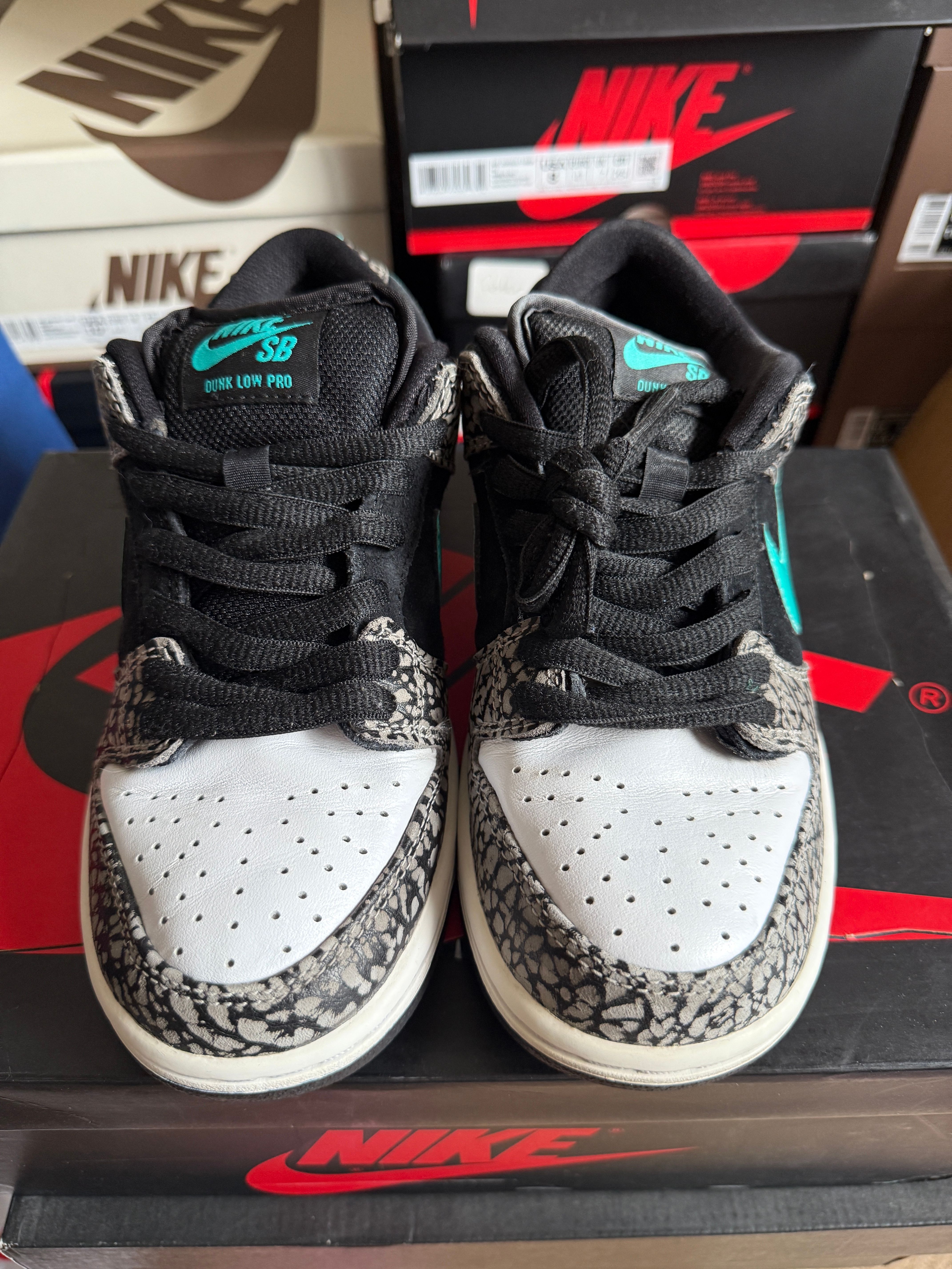 Nike SB Dunk Low "Elephant/Safari"