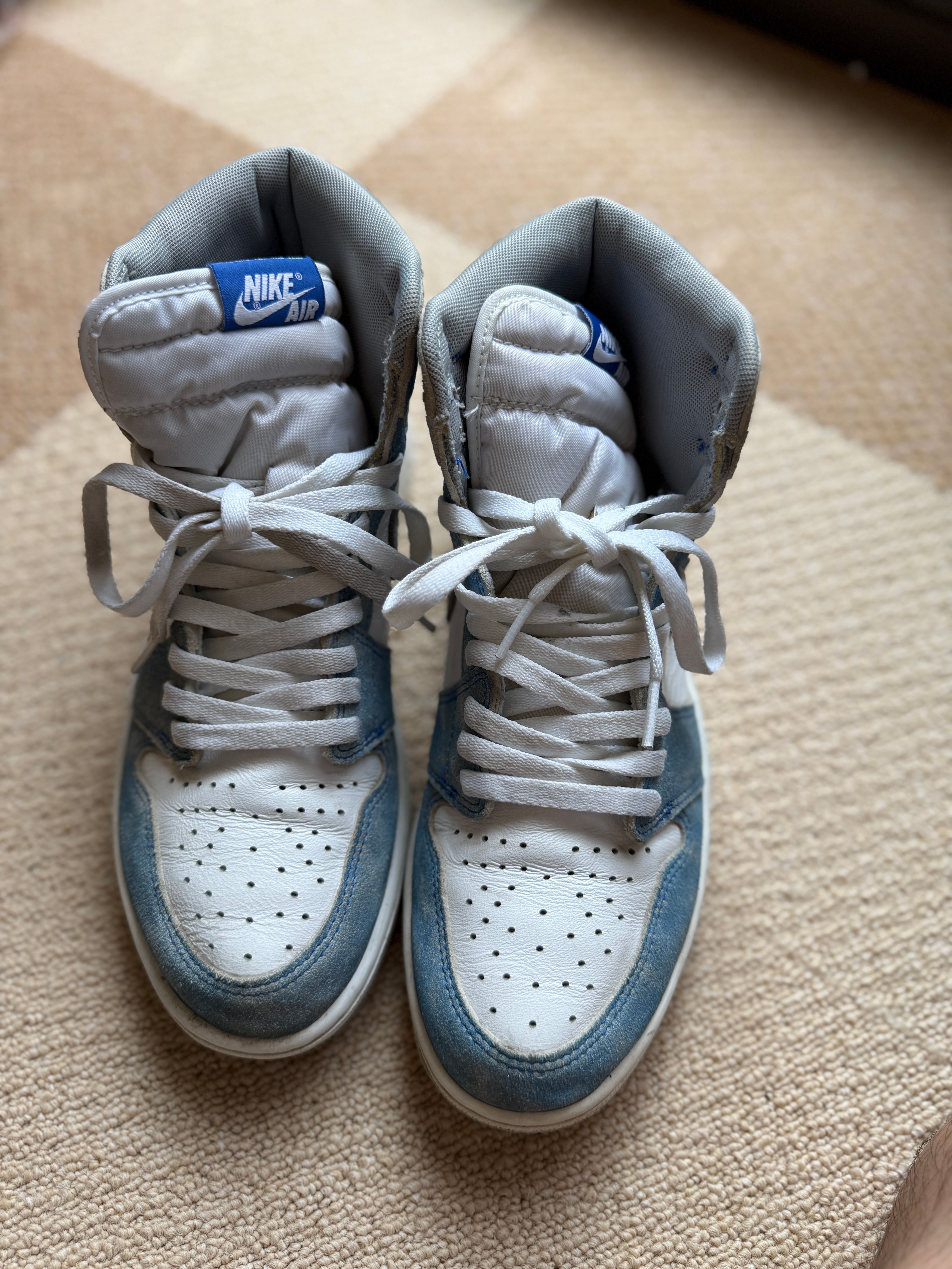 Nike Air Jordan 1 High OG "Hyper Royal"