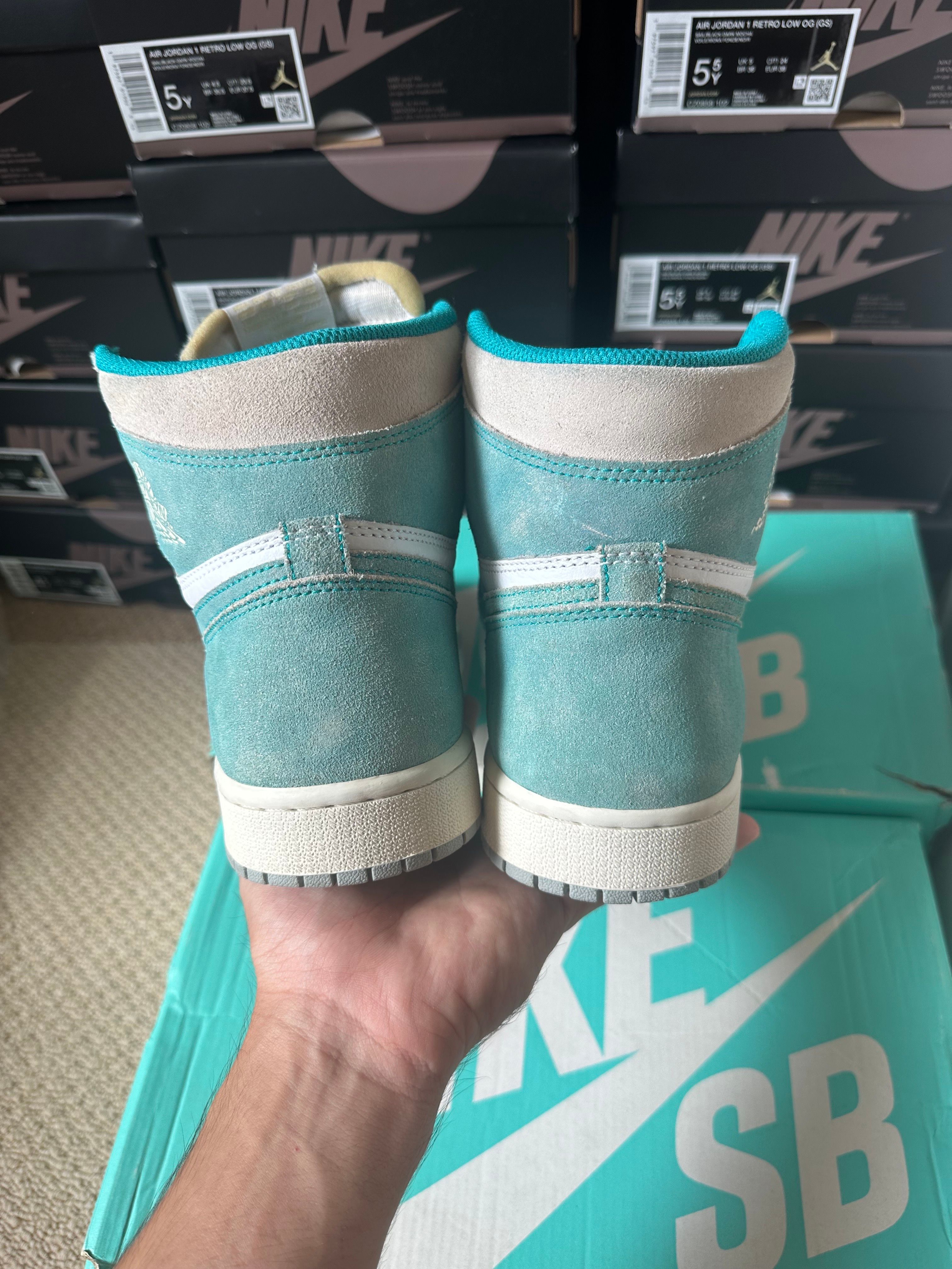 Nike Air Jordan 1 Retro High OG "Turbo Green"
