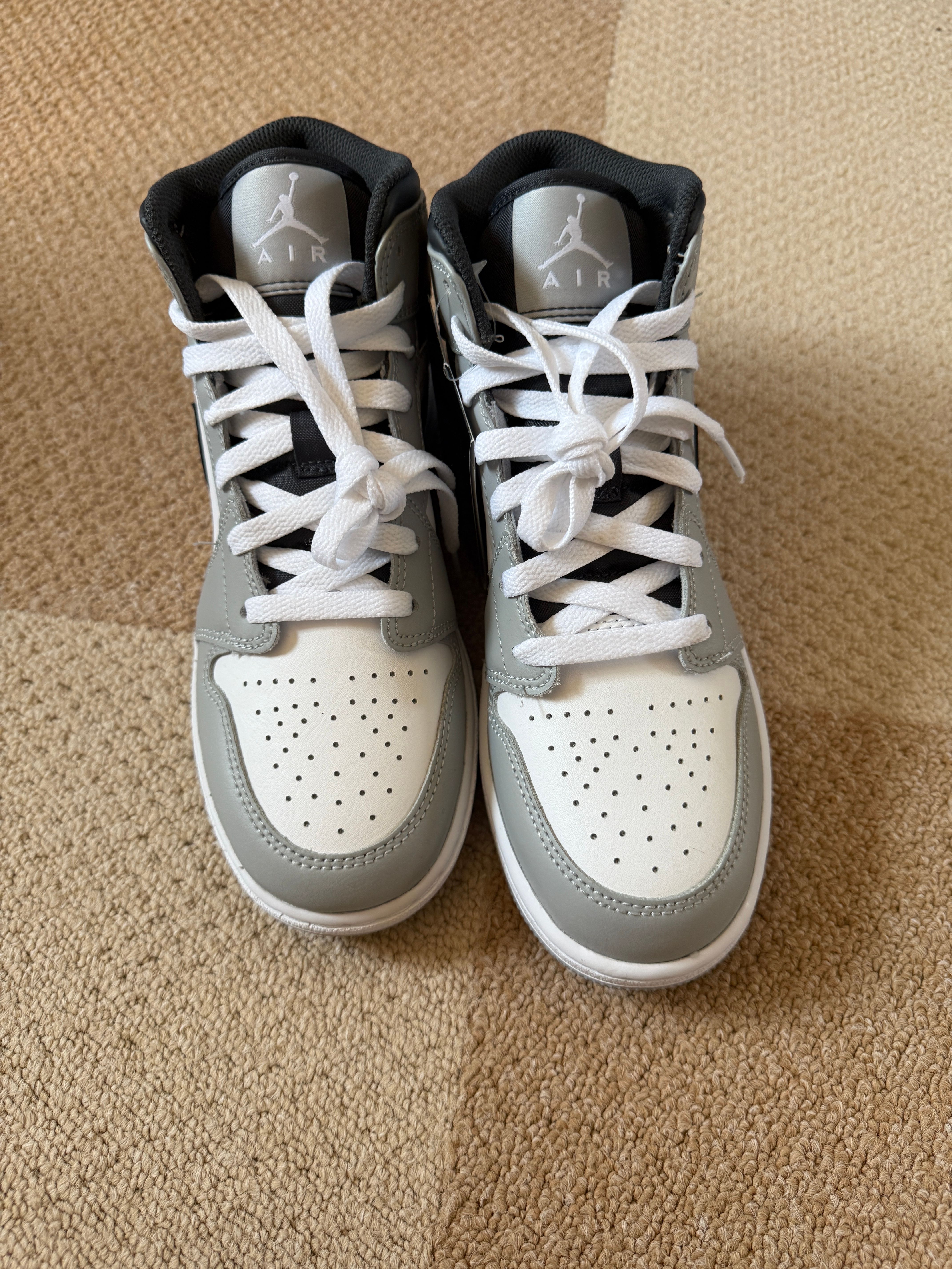 Nike GS Air Jordan 1 Mid "Grey-White/Anthracite"