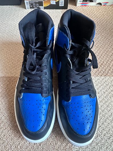 Nike Air Jordan 1 Retro High OG "Royal" (2017)