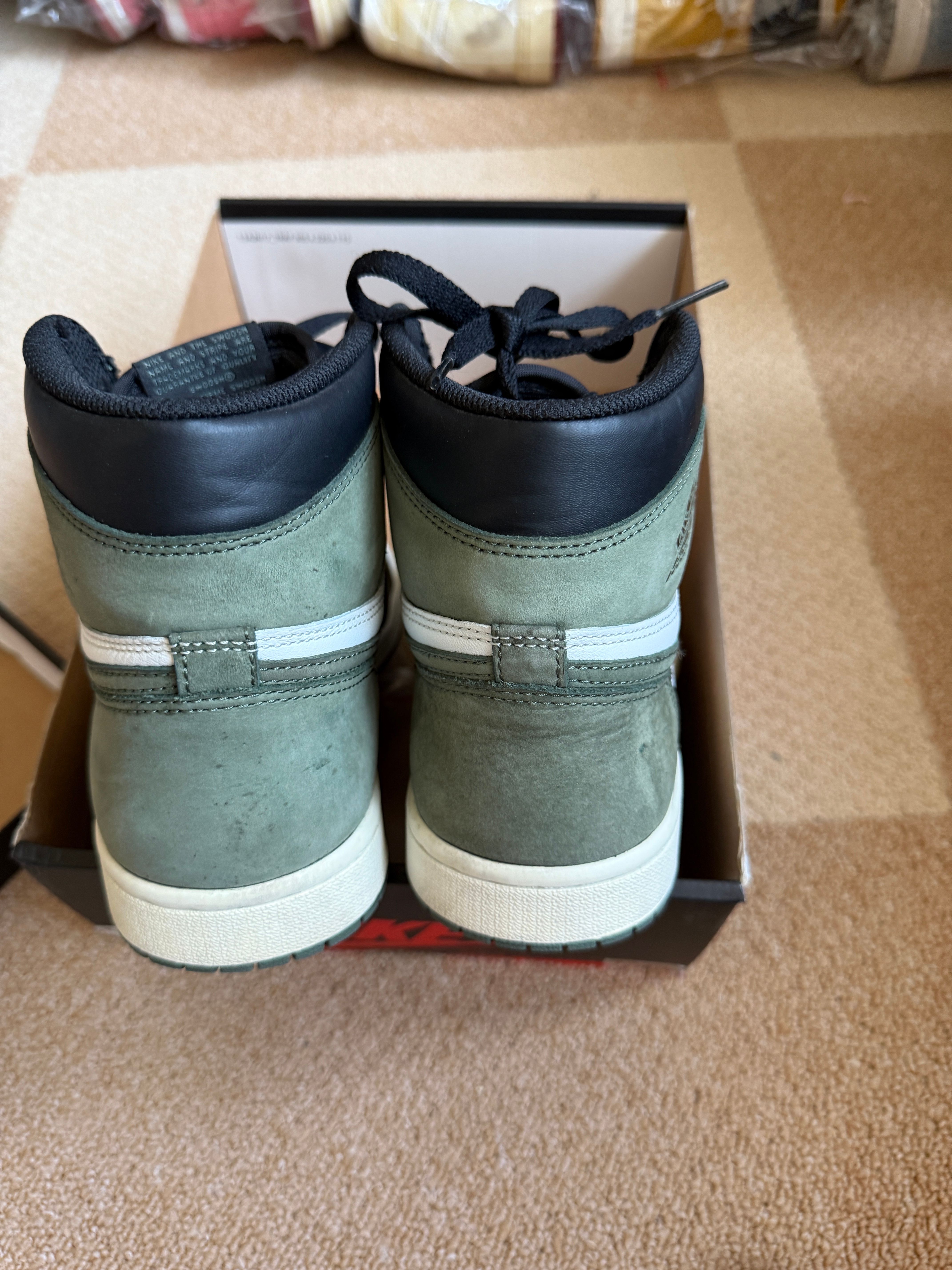 Nike Air Jordan 1 Retro High "Clay Green"