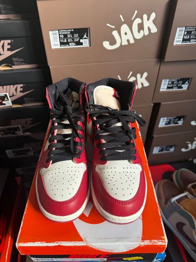 Nike GS Air Jordan 1 High OG "Lost & Found/Chicago"