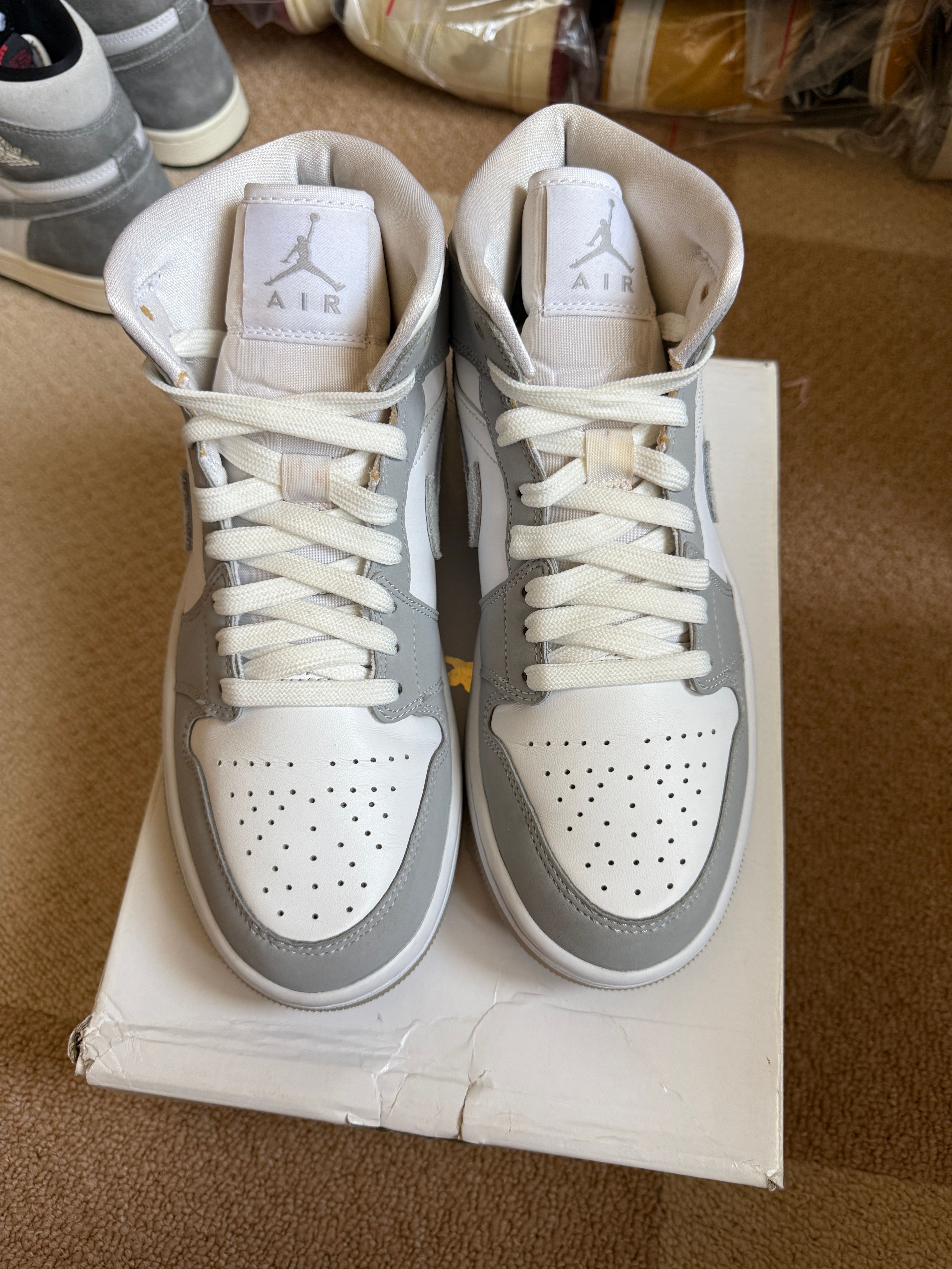 Nike Women's Air Jordan 1 Mid "Wolf Grey"