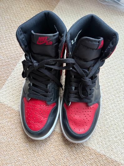 Nike Air Jordan 1 Retro High OG "Bred/Banned" (2016)