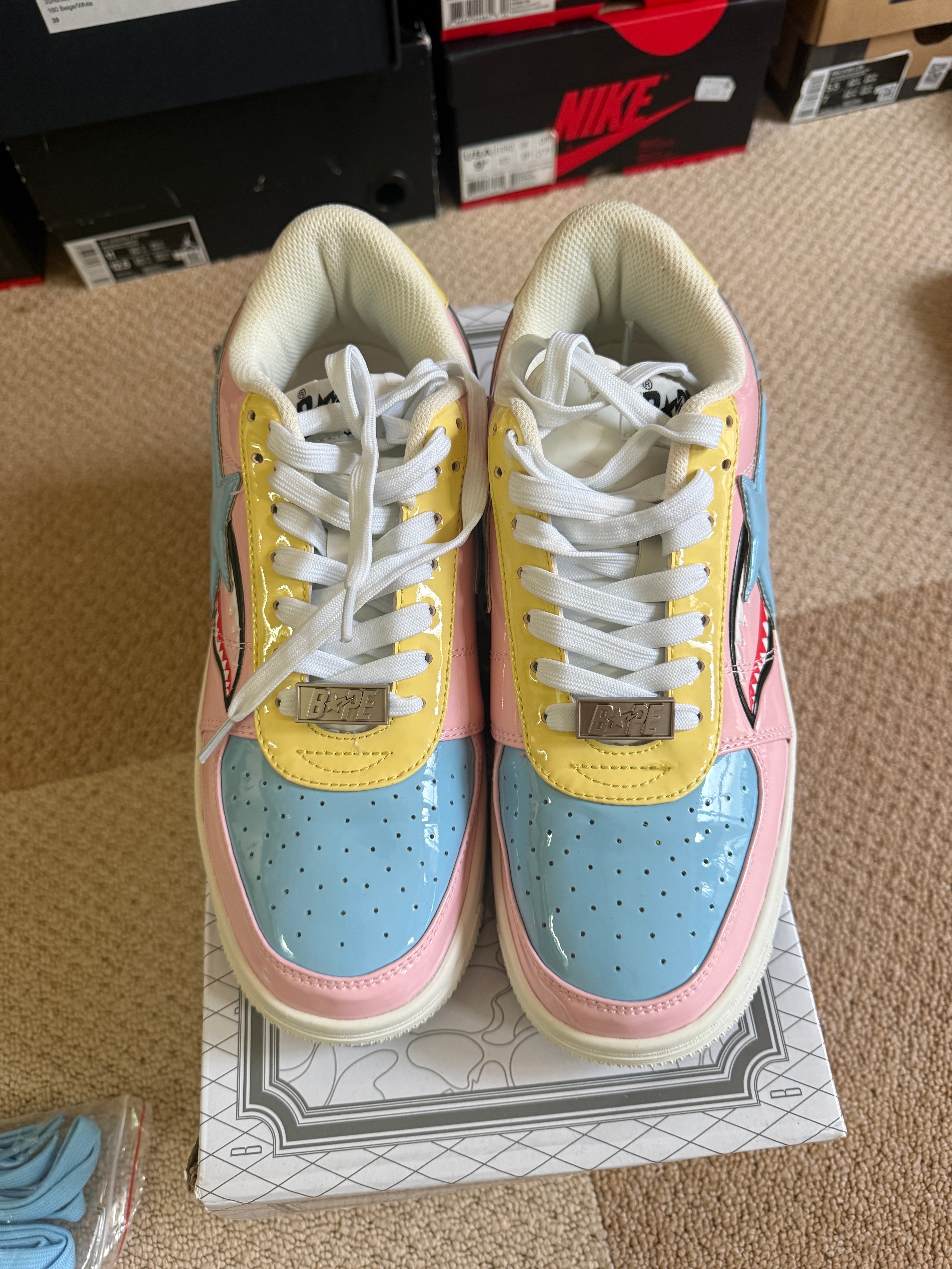 アベイシングエイプ ベイプスター ロー カラー ブロック シャーク  "ブラック"