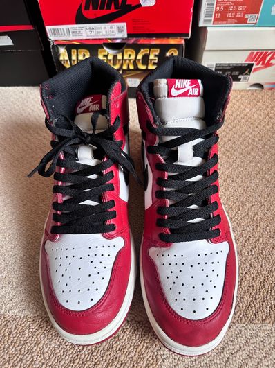 Nike Air Jordan 1 Retro High "Chicago" (2015)