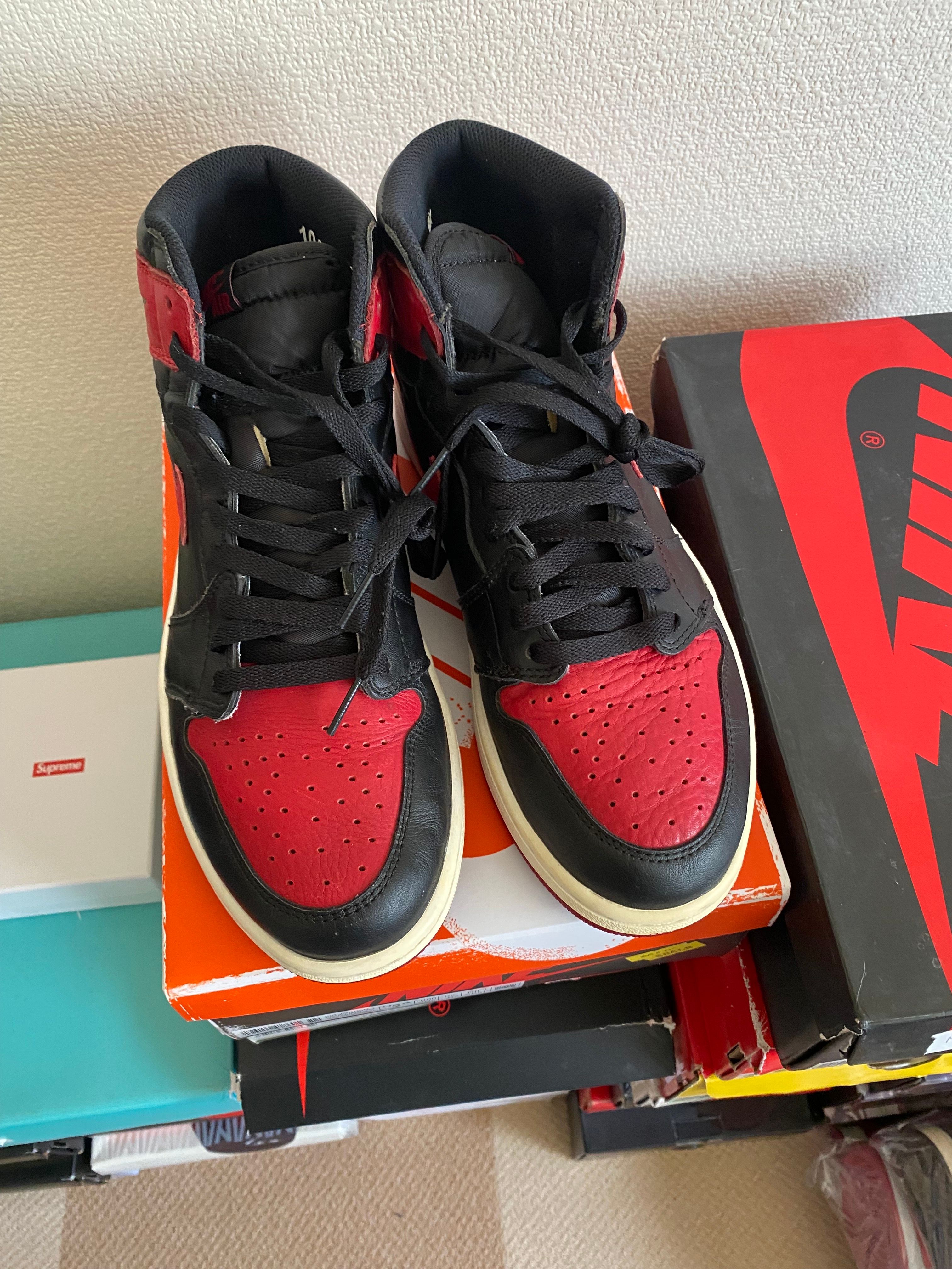 Nike Air Jordan 1 Retro High OG "Bred/Banned" (2016)