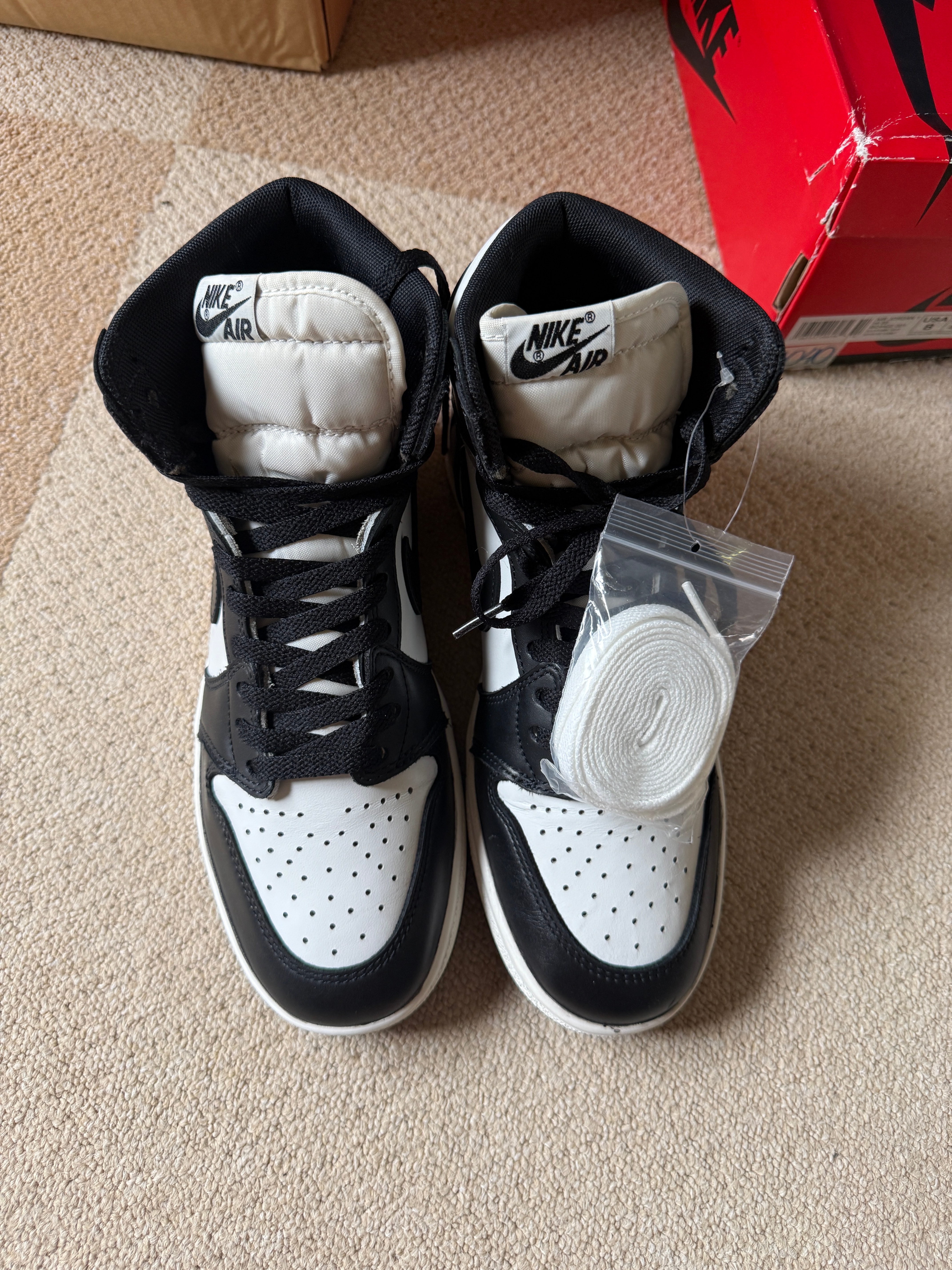 Nike Air Jordan 1 High '85 "Black/White"