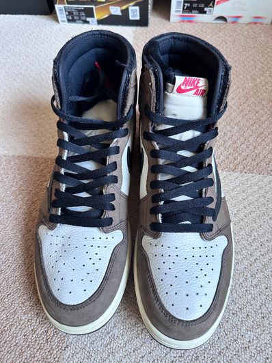 Travis Scott × Nike Air Jordan 1 Retro High OG TS SP "Sail/Dark Mocha"