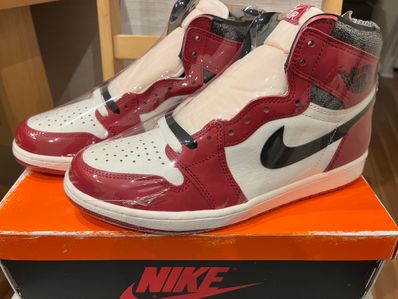 Nike Air Jordan 1 High OG "Lost & Found/Chicago"