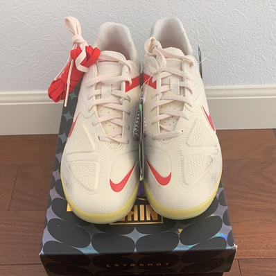 PEACEMINUSONE × Nike Cryoshot CTR360 "World Cup/South Korea/Natural/University Gold" / G-DRAGON