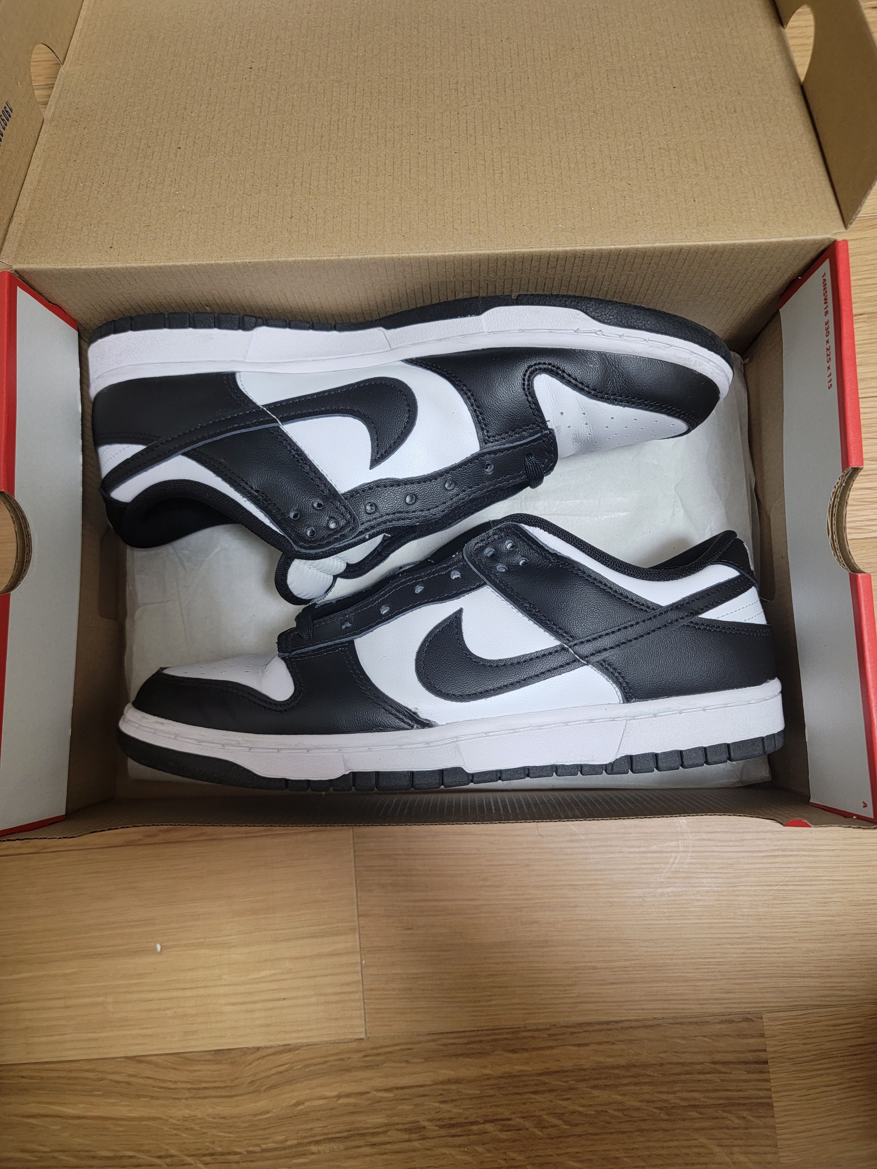 Nike Dunk Low Retro "Panda/White/Black"