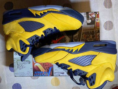 NIKE AIR JORDAN 5 "MICHIGAN"