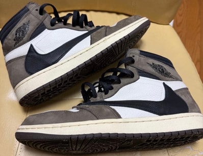 Travis Scott × Nike Air Jordan 1 Retro High OG TS SP "Sail/Dark Mocha"