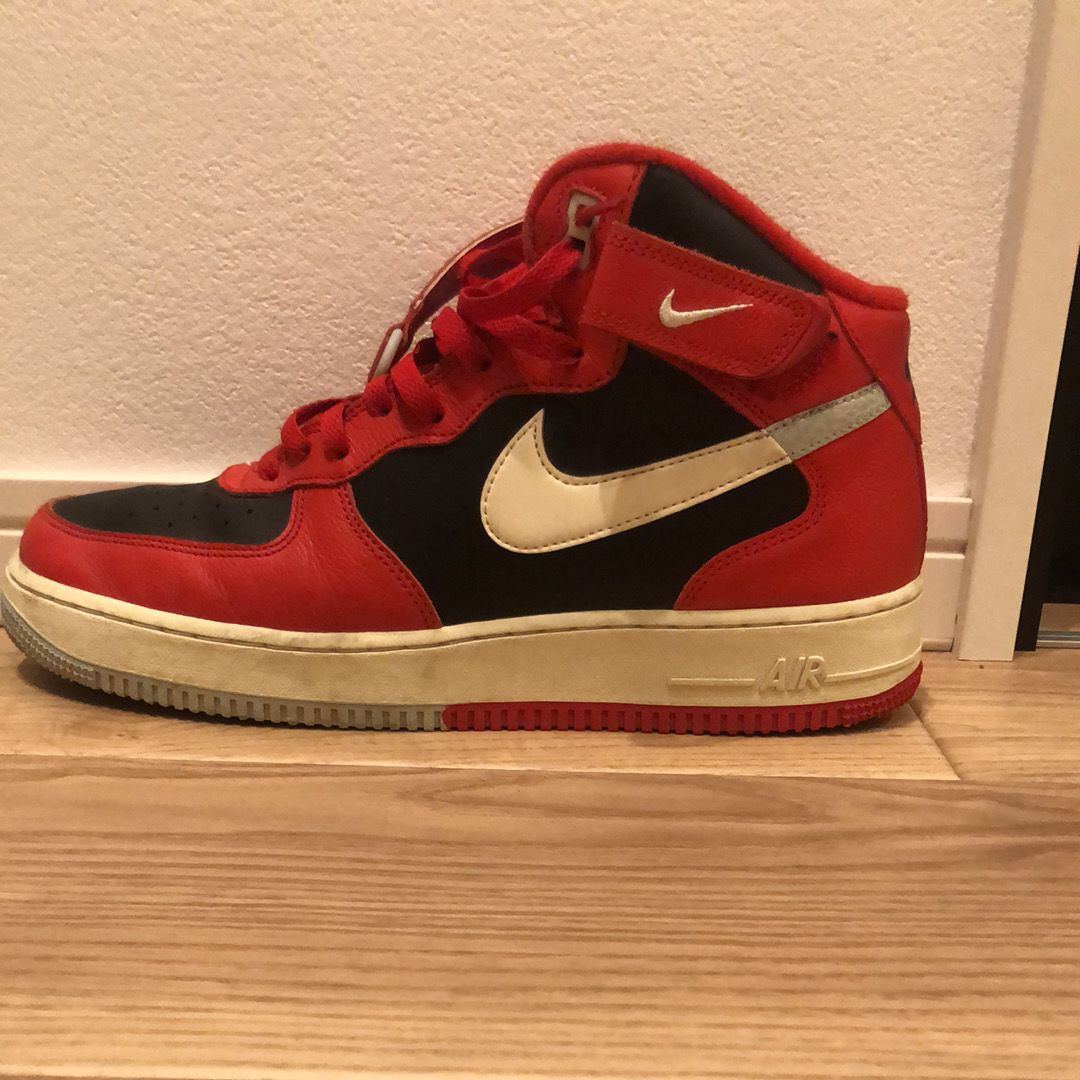 Nike Air Force 1 Mid Split "Black/Red"