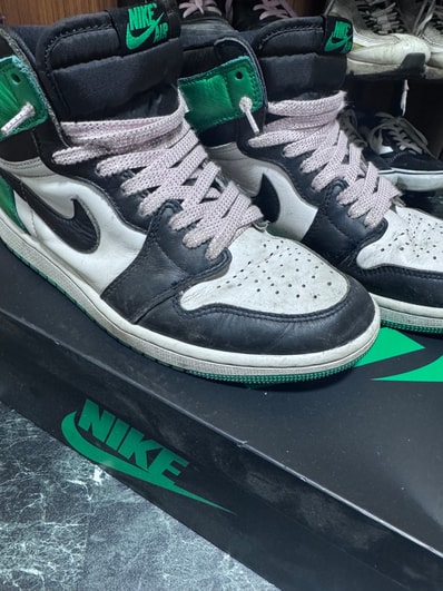 Nike Air Jordan 1 Retro High OG "Celtics/Black and Lucky Green" (2023)