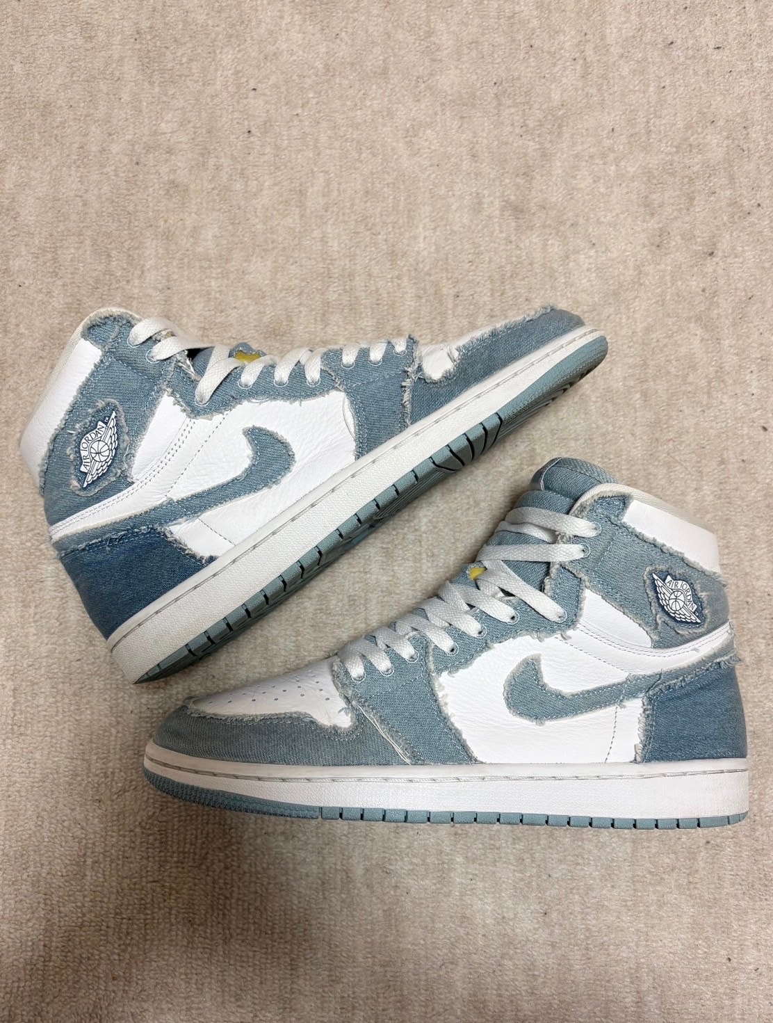 ナイキ ウィメンズ エアジョーダン1 ハイ OG "デニム"