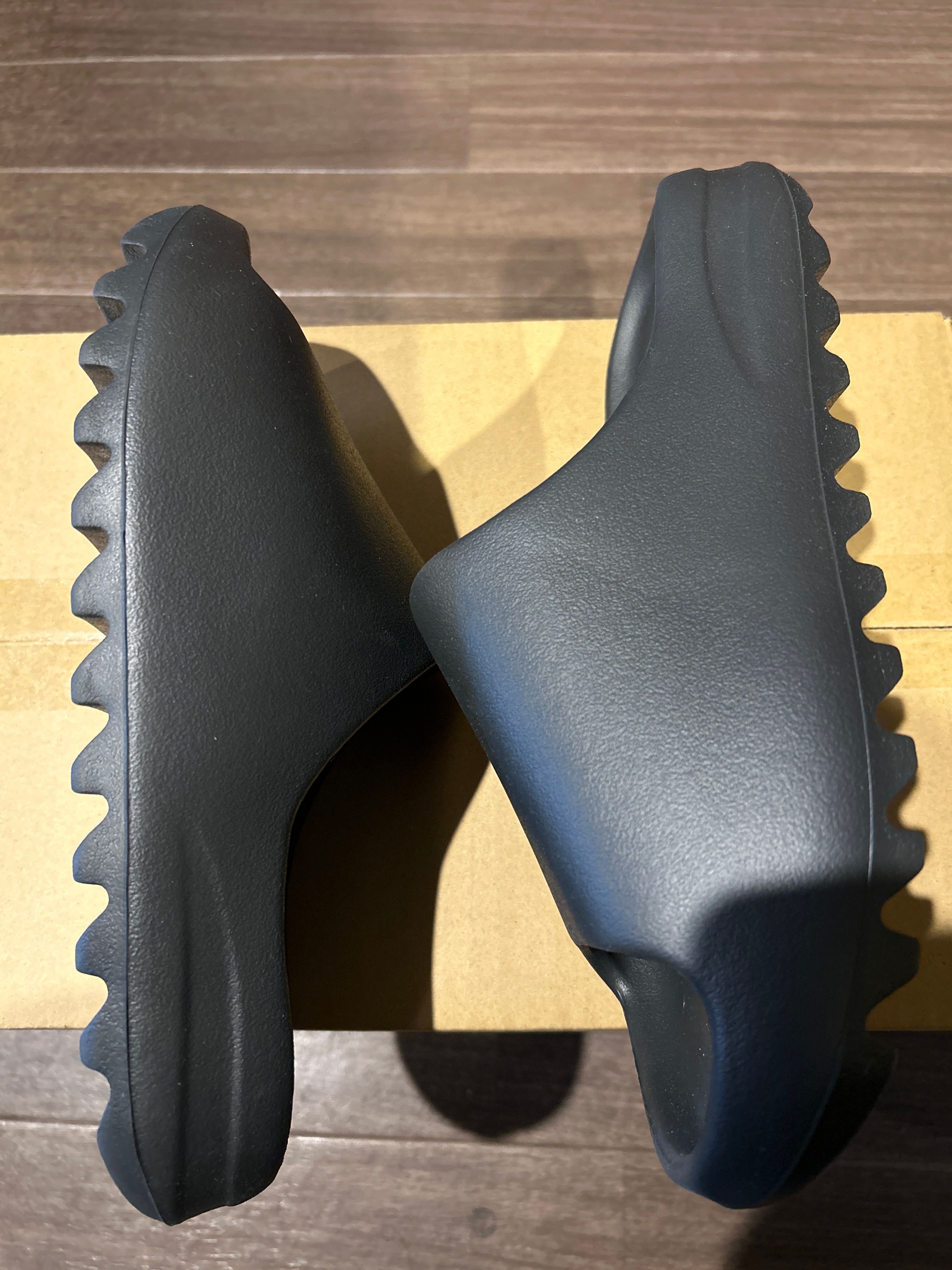 adidas YEEZY Slide "Onyx"