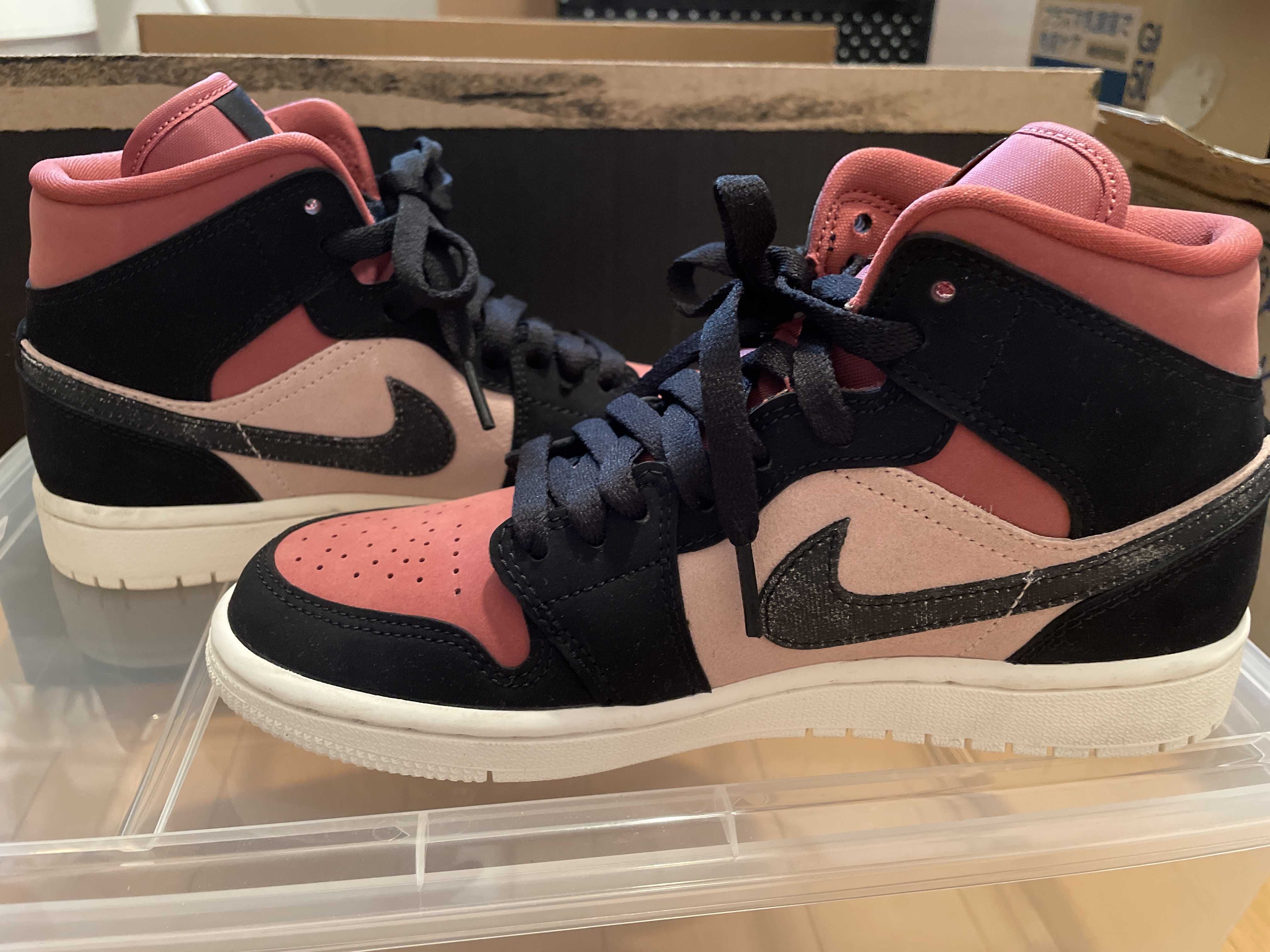Nike Women's Air Jordan 1 Mid "Particle Beige/Black-Canyon Rust-Sail"