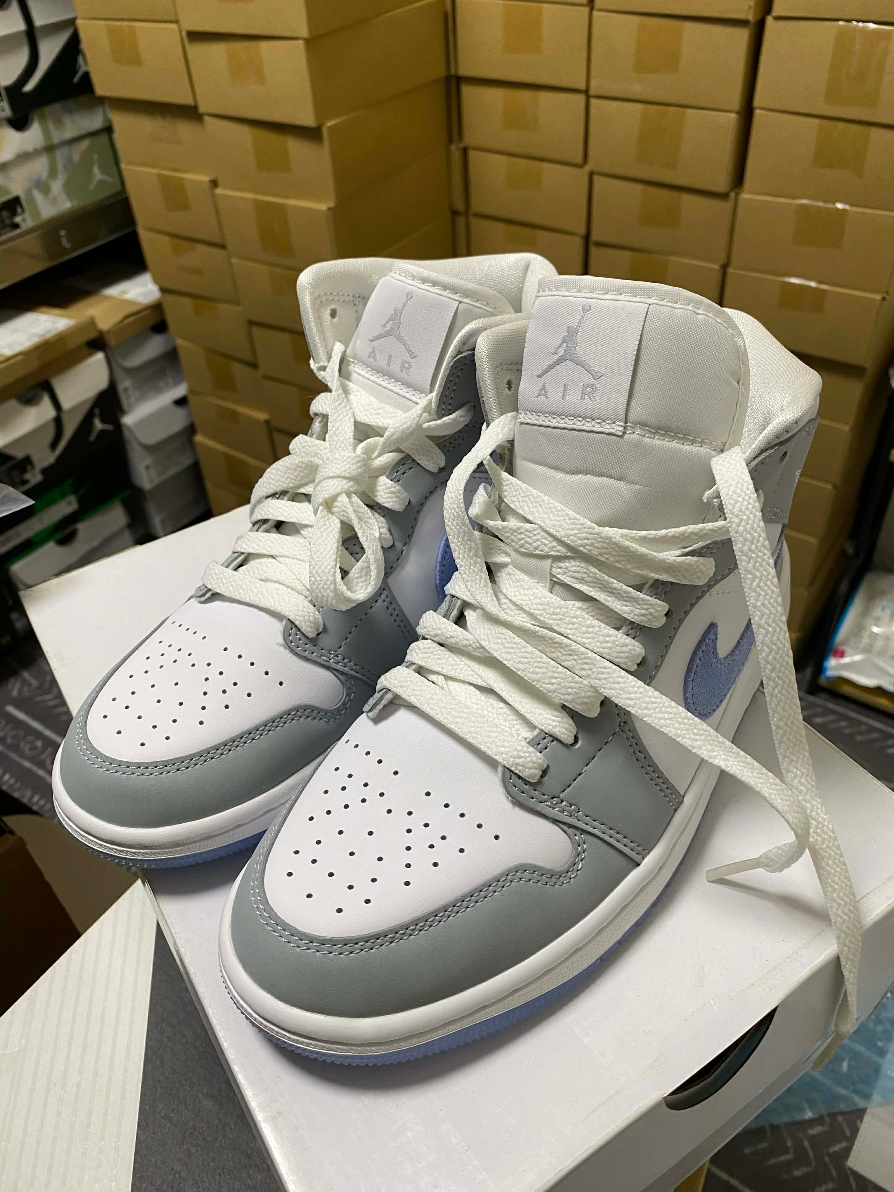 Nike Women's Air Jordan 1 Mid "Wolf Grey"