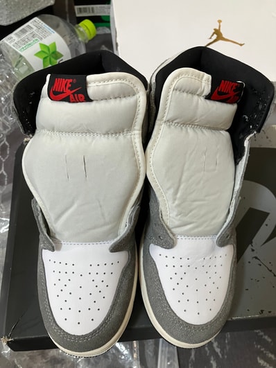 Nike GS Air Jordan 1 Retro High OG "Black and Smoke Grey"