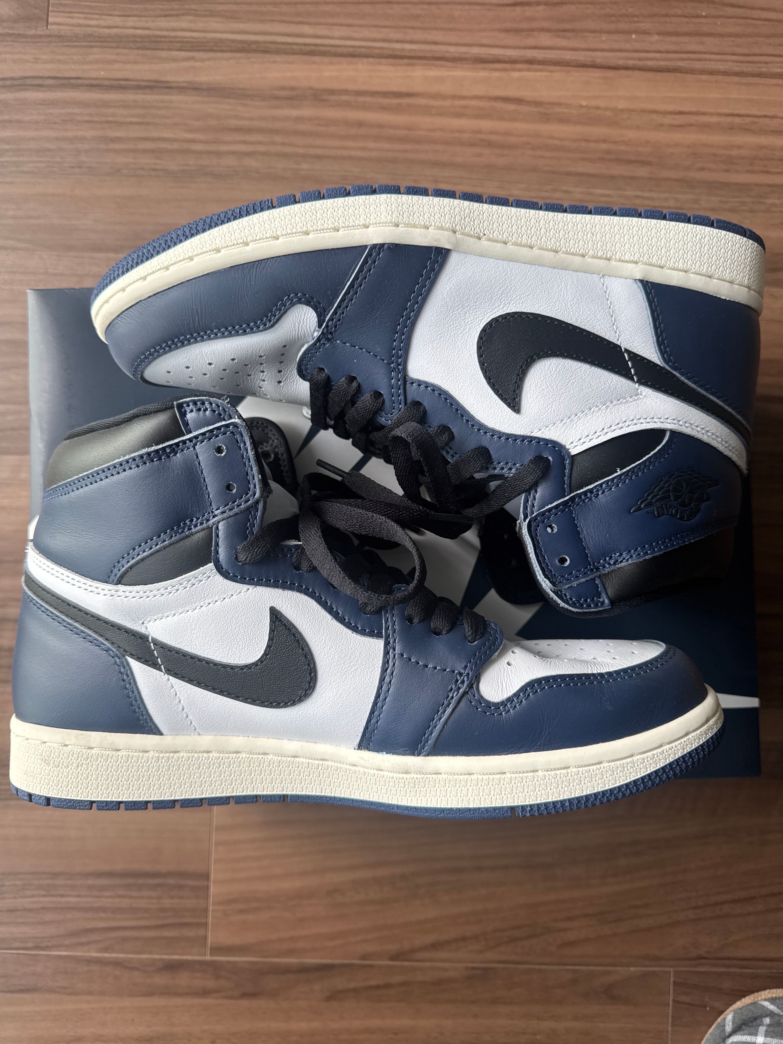 Nike Air Jordan 1 Retro High OG "Midnight Navy"