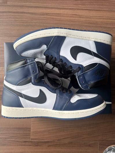 Nike Air Jordan 1 Retro High OG "Midnight Navy"