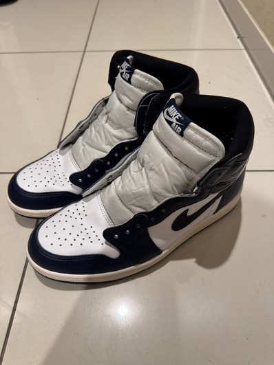 Nike Air Jordan 1 Retro High OG "Midnight Navy"