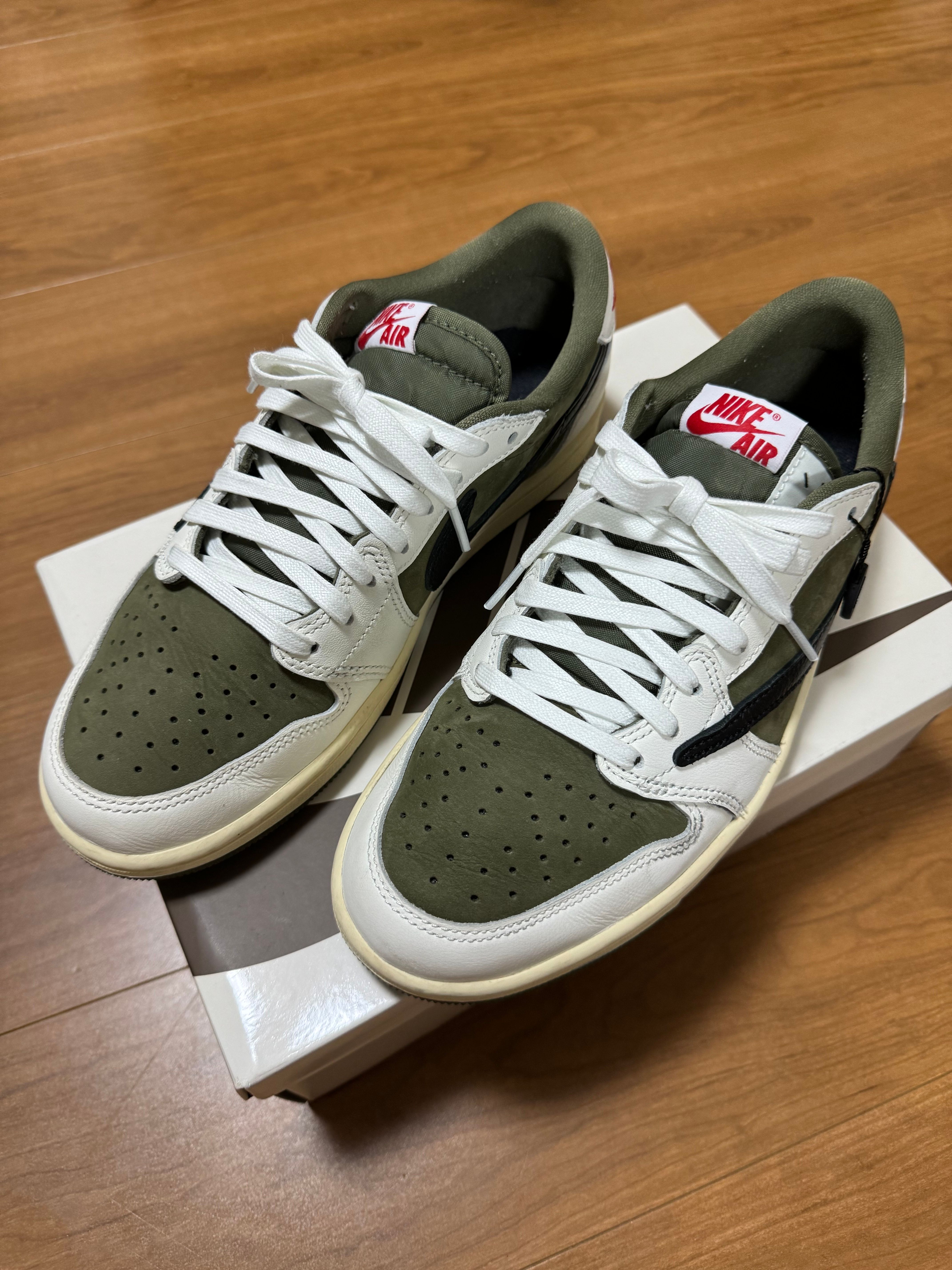 Travis Scott × Nike Air Jordan 1 Low OG SP "Reverse Olive"