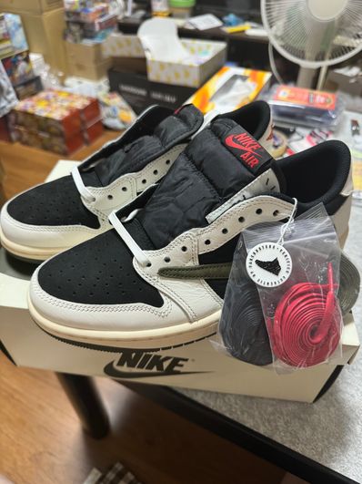 Travis Scott × Nike Women's Air Jordan 1 Low OG "Medium Olive"