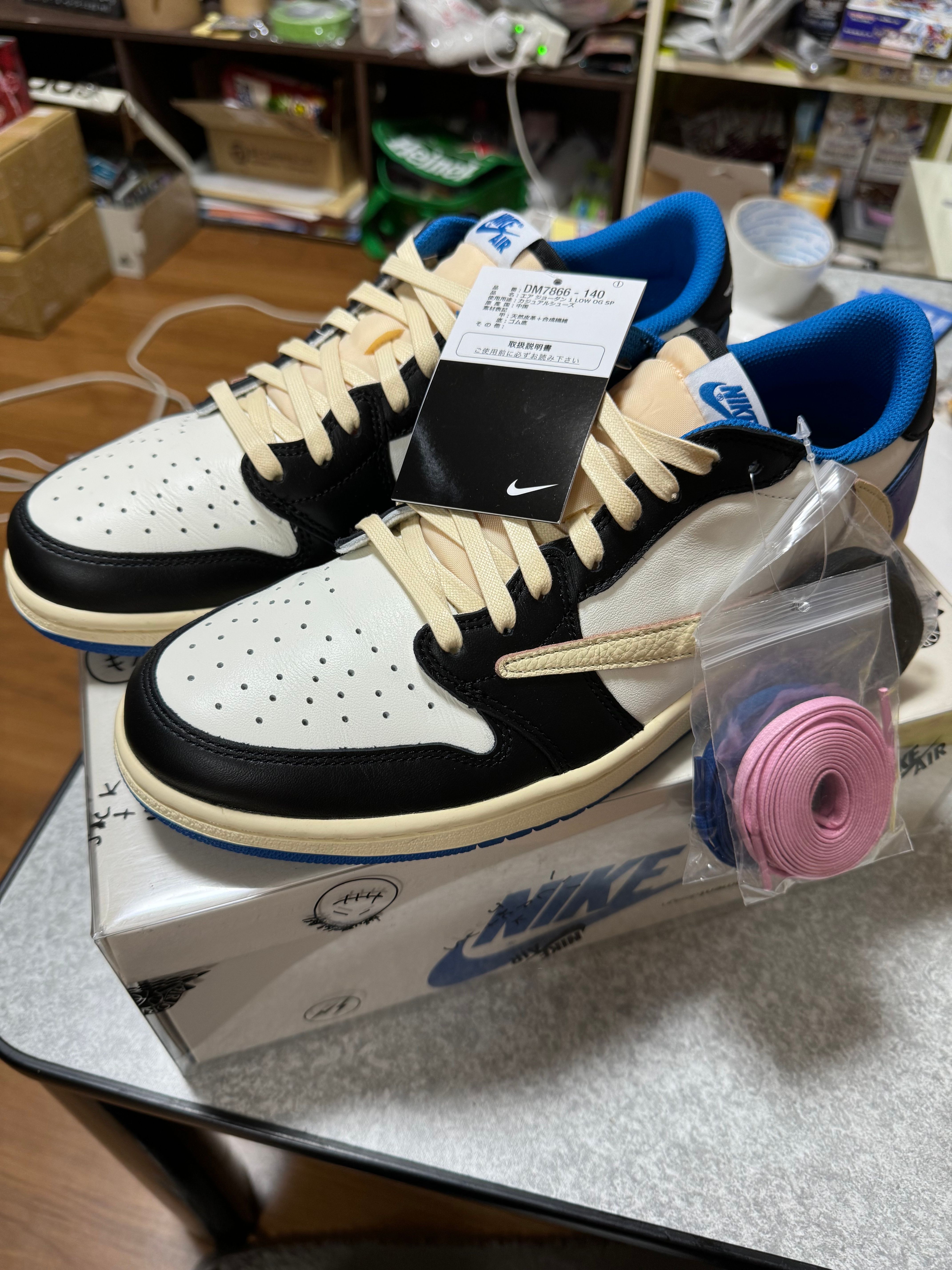 Travis Scott × fragment design × Nike Air Jordan 1 Low OG SP "Military Blue"