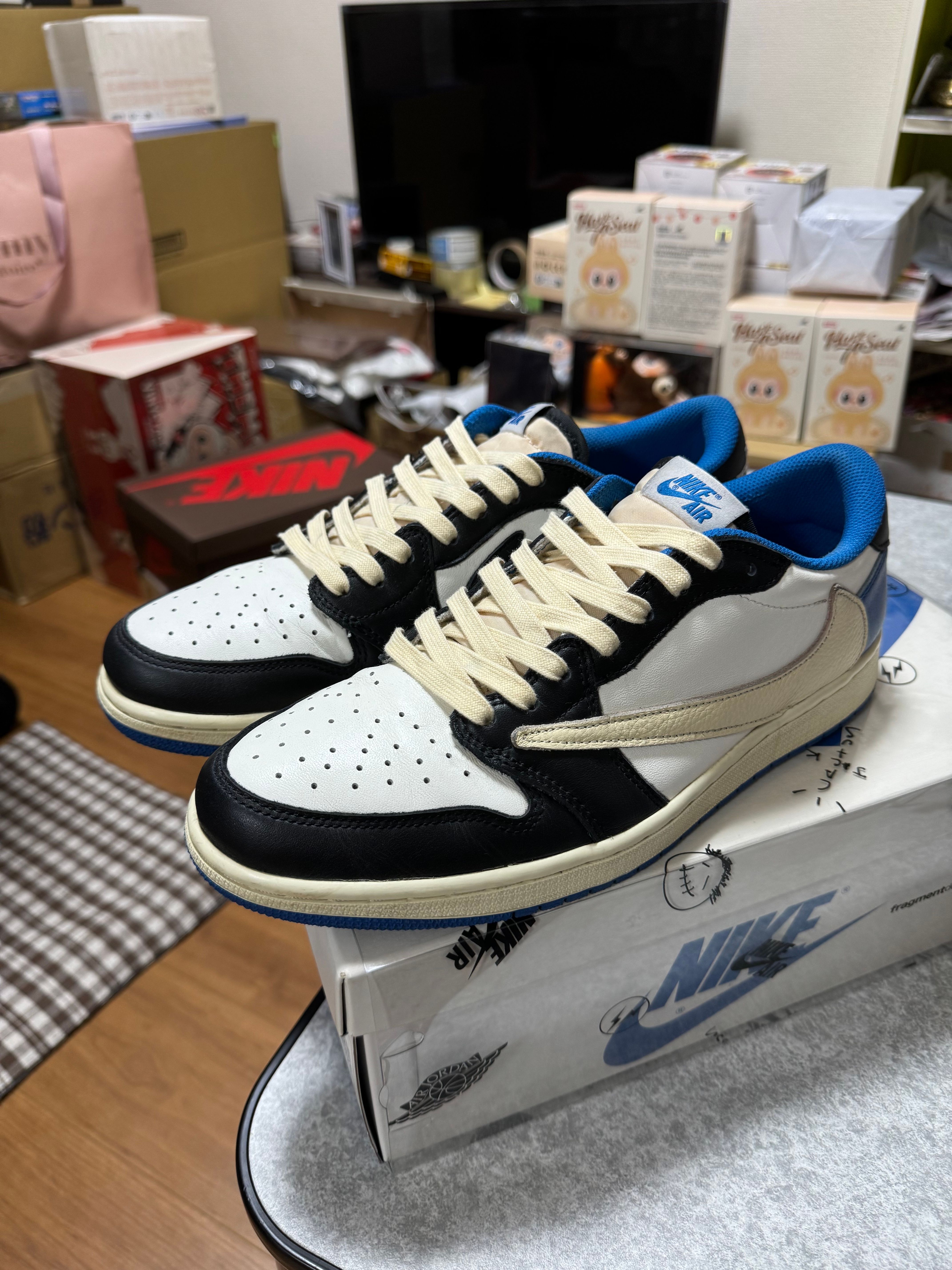 Travis Scott × fragment design × Nike Air Jordan 1 Low OG SP "Military Blue"