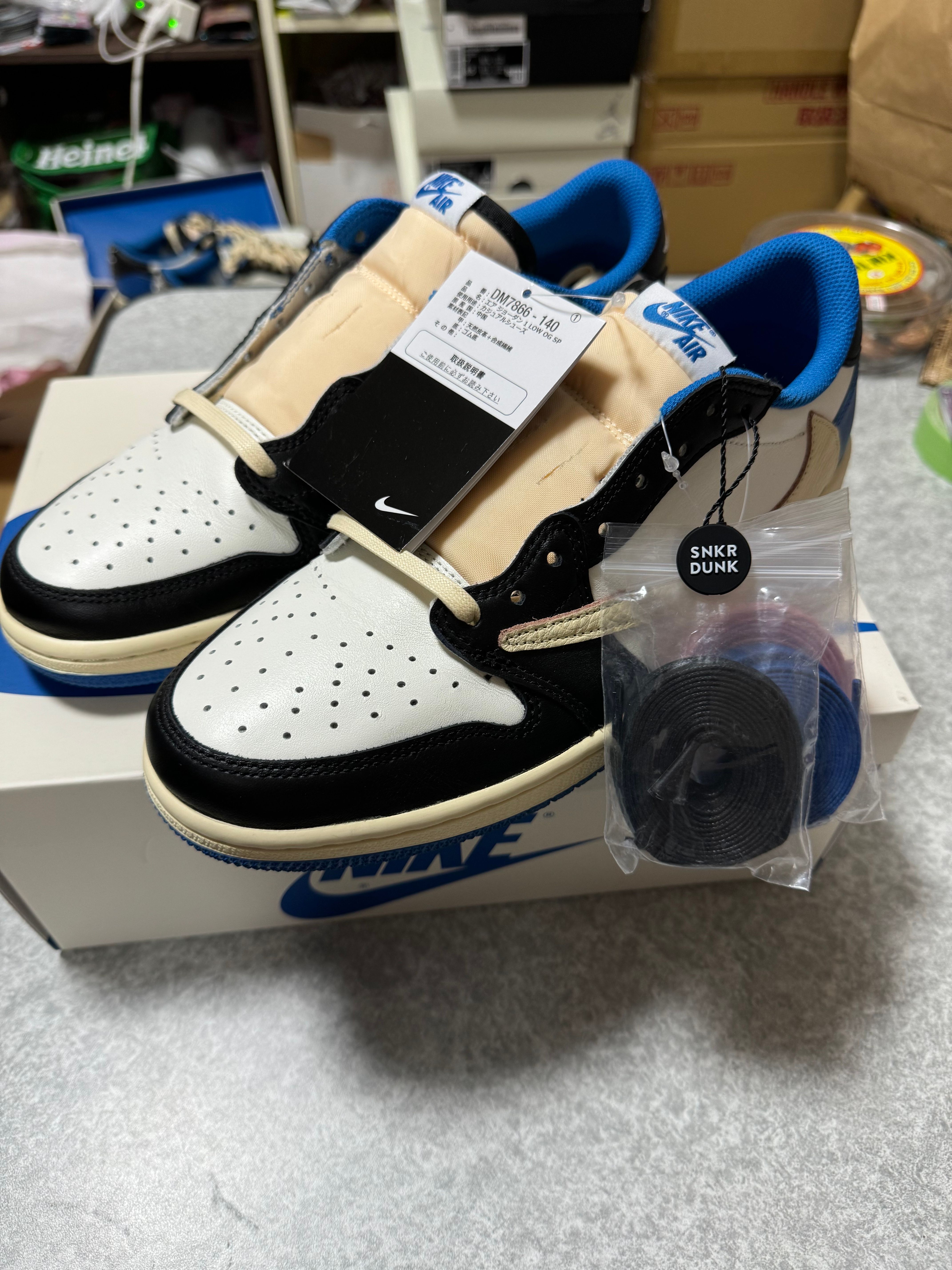 Travis Scott × fragment design × Nike Air Jordan 1 Low OG SP "Military Blue"