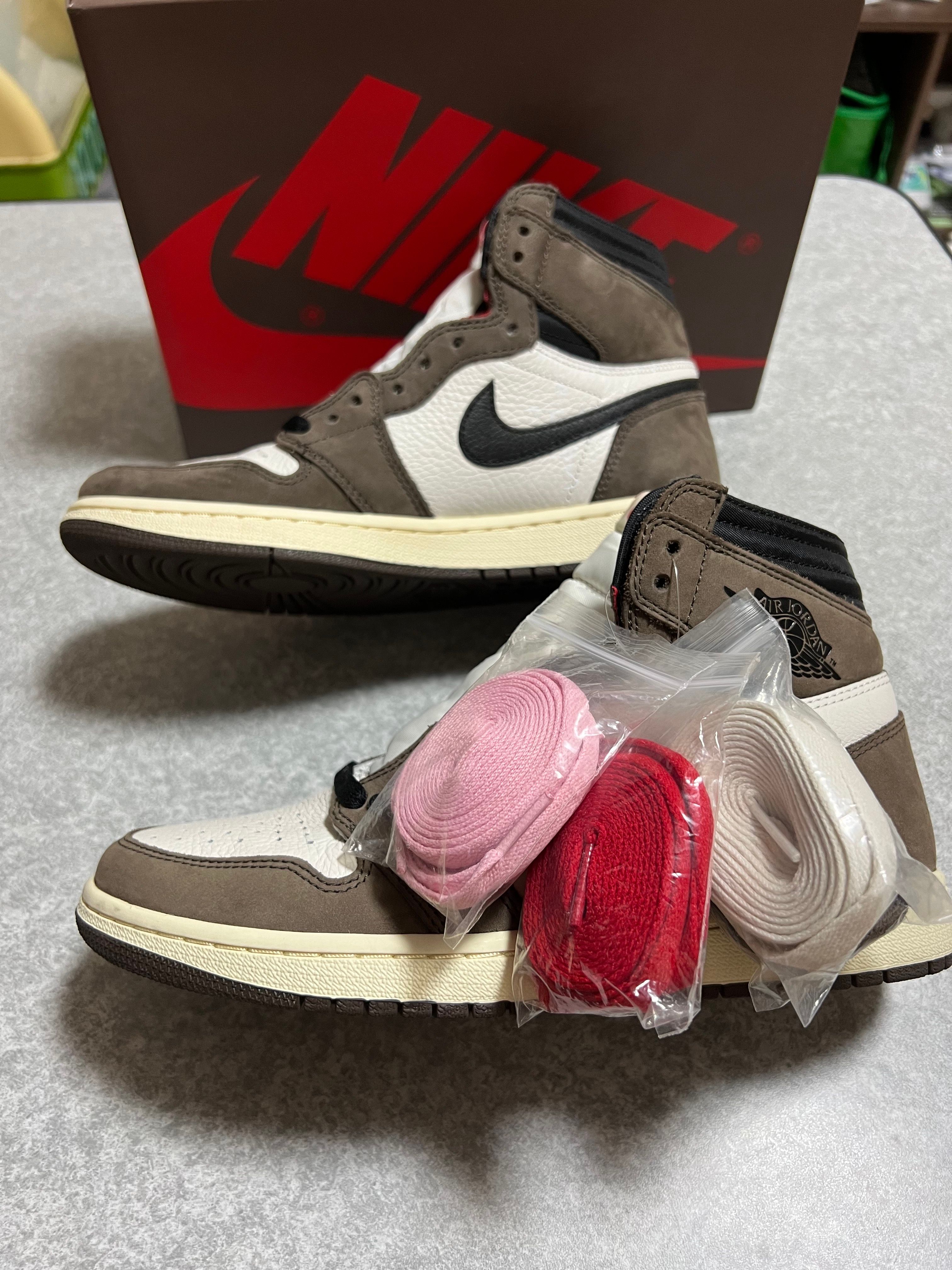 Travis Scott × Nike Air Jordan 1 Retro High OG TS SP "Sail/Dark Mocha"