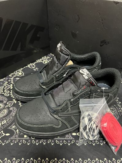 Travis Scott × Nike Air Jordan 1 Low OG SP "Black Phantom"