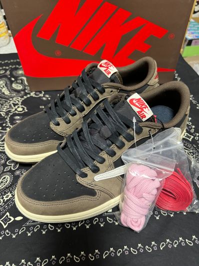 Travis Scott × Nike Air Jordan 1 Low OG SP-T "Black/Dark Mocha"