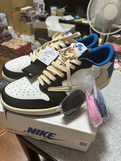 Travis Scott × fragment design × Nike Air Jordan 1 Low OG SP "Military Blue"