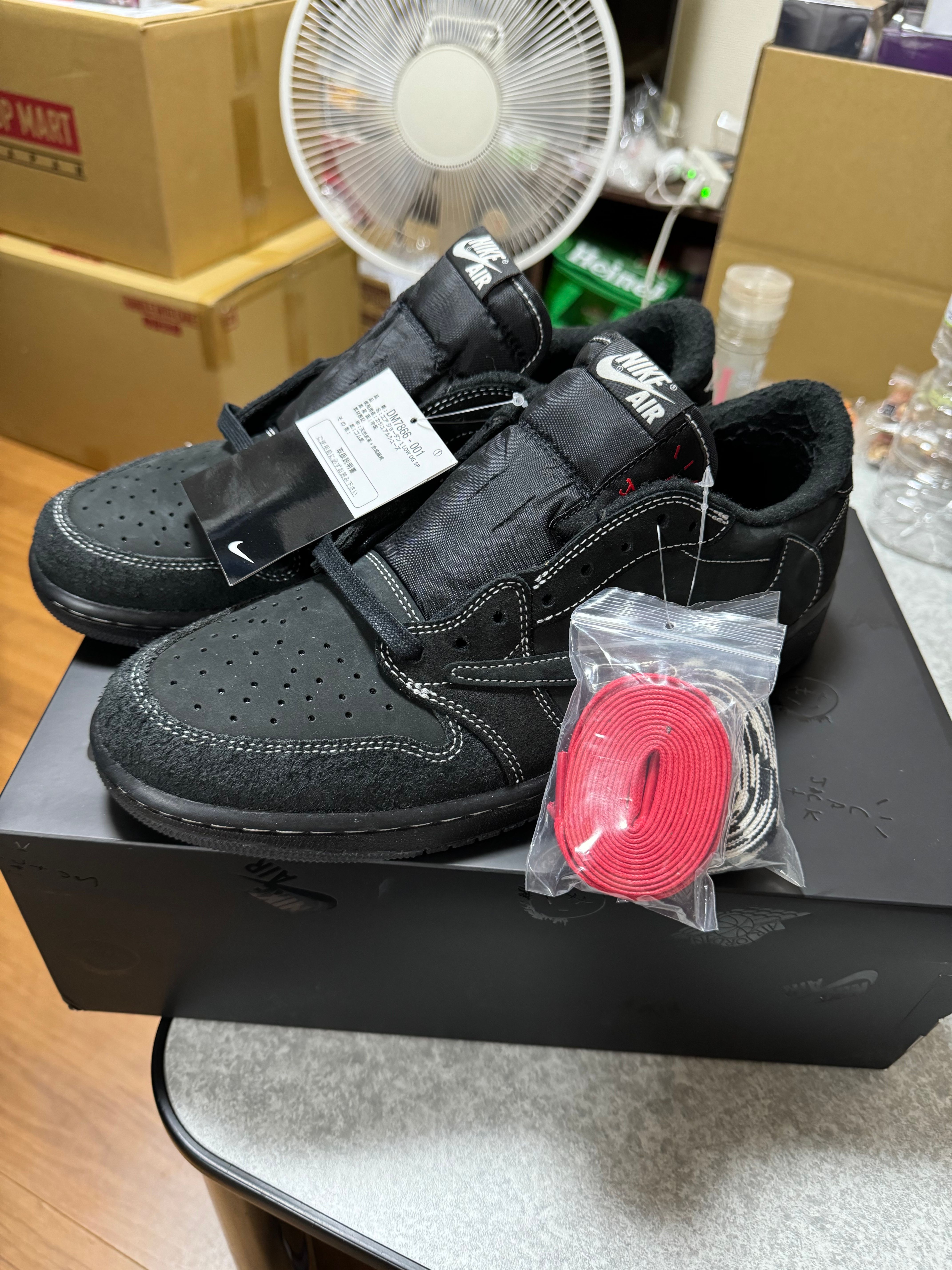 Travis Scott × Nike Air Jordan 1 Low OG SP "Black Phantom"