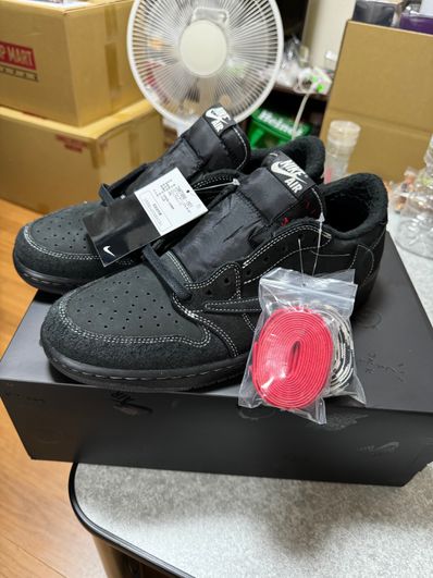 Travis Scott × Nike Air Jordan 1 Low OG SP "Black Phantom"