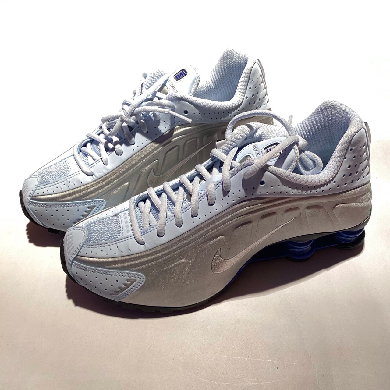 Nike Women's Shox R4 "Blue Tint/Racer Blue/Metallic Silver"